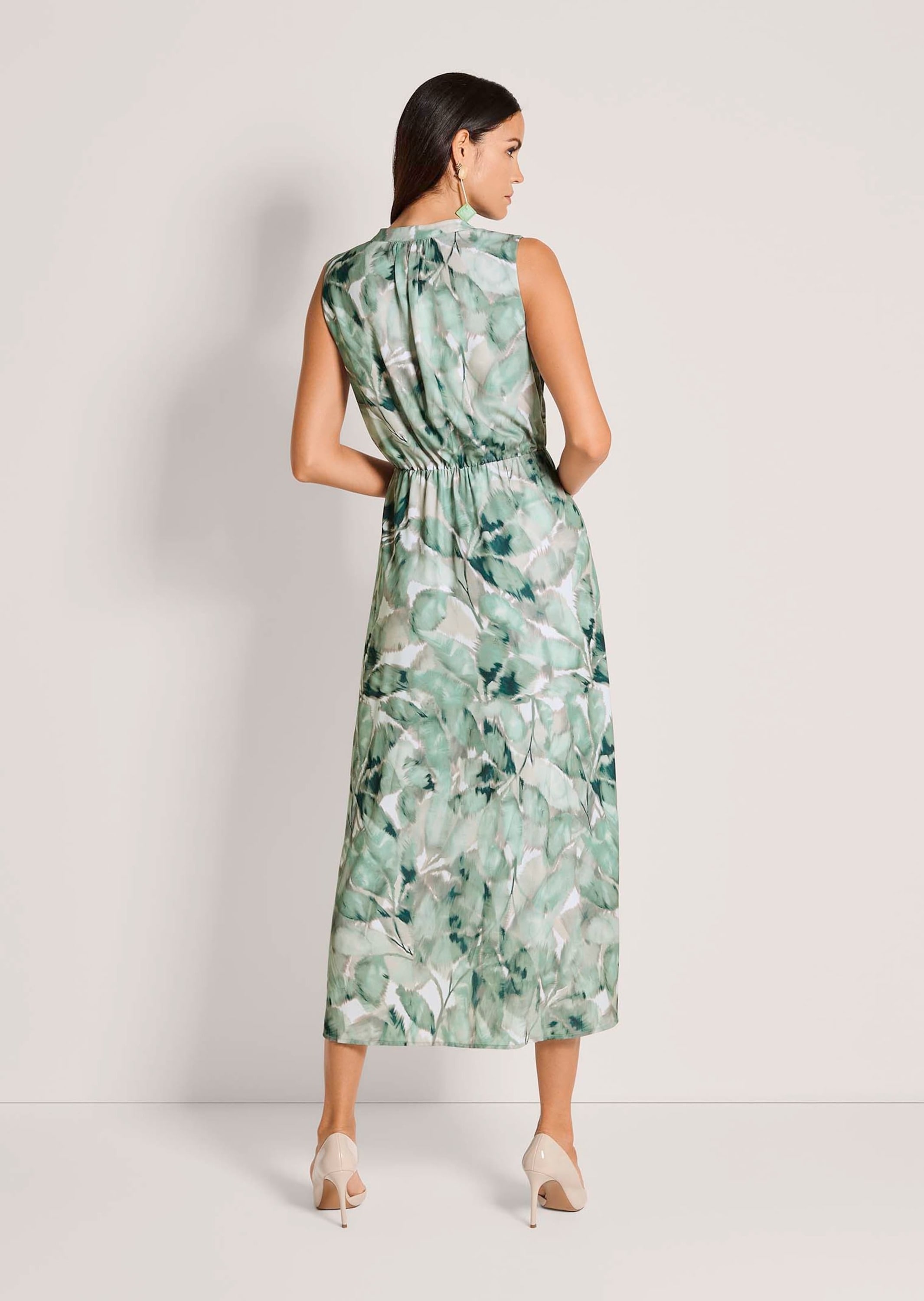 MADELEINE Midikleid »Druckkleid Midikleid mit floralem Muster« Taillenzug