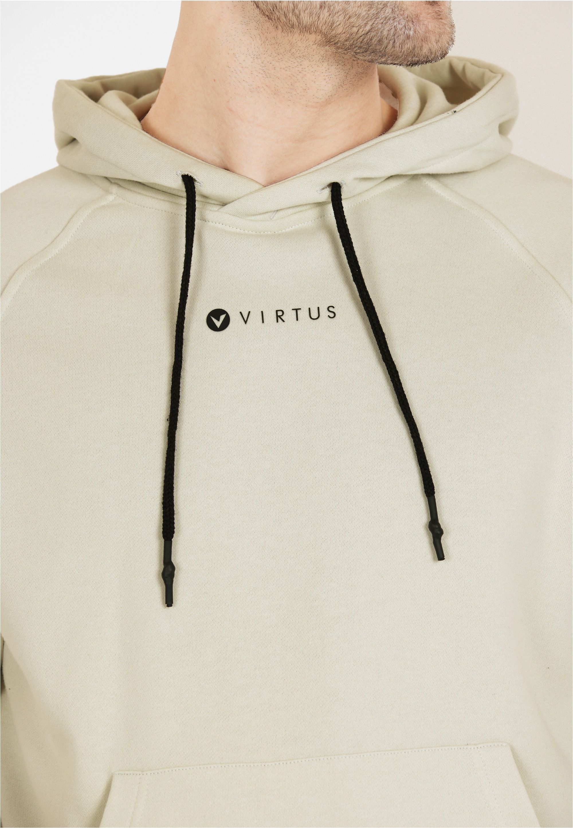 Virtus Sweatshirt »Dustin«, aus weichem Material mit subtilen Details