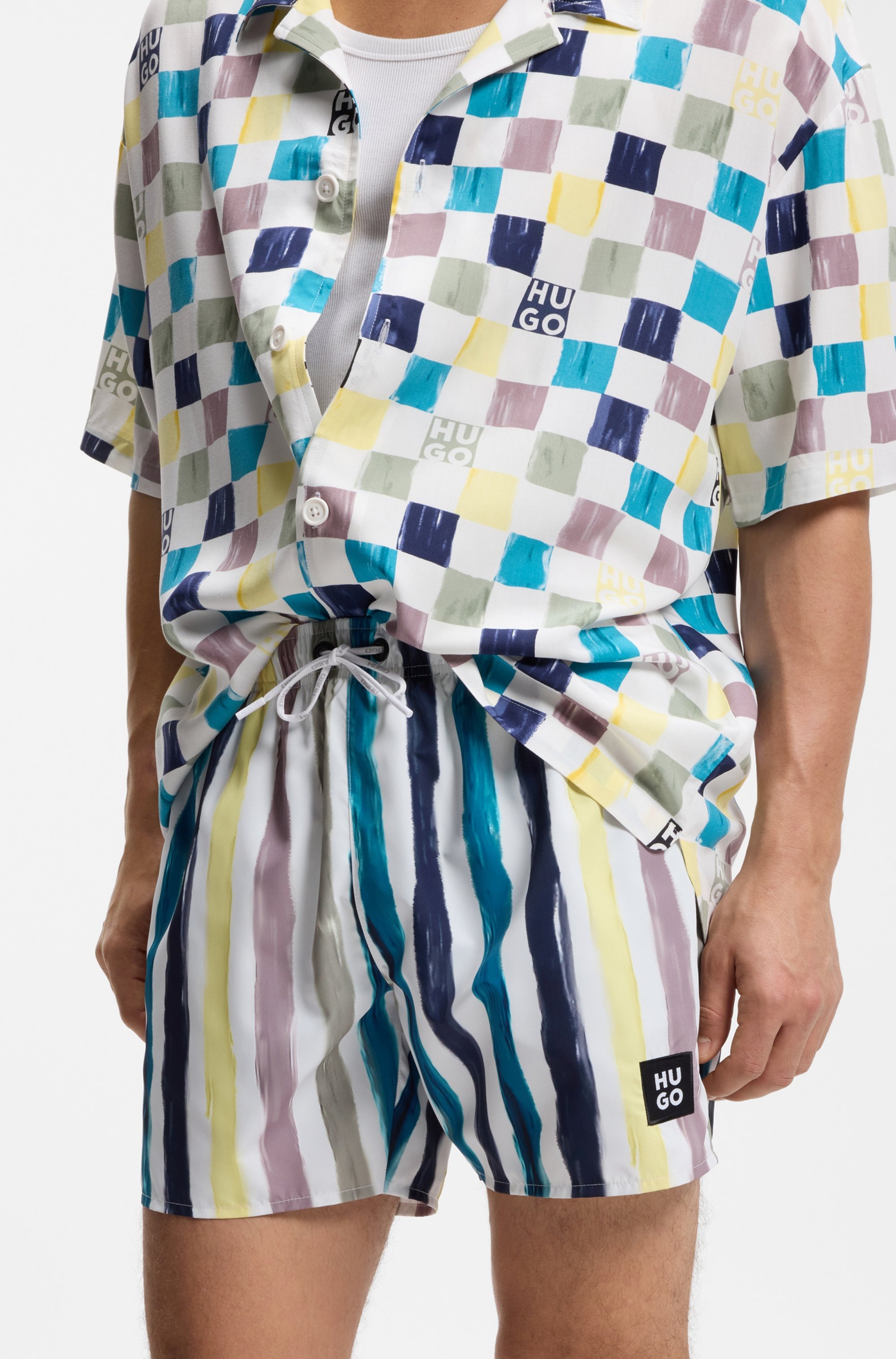 HUGO Underwear Badehose "DINO" mit Label-Detail, Streifen-Dessin günstig online kaufen