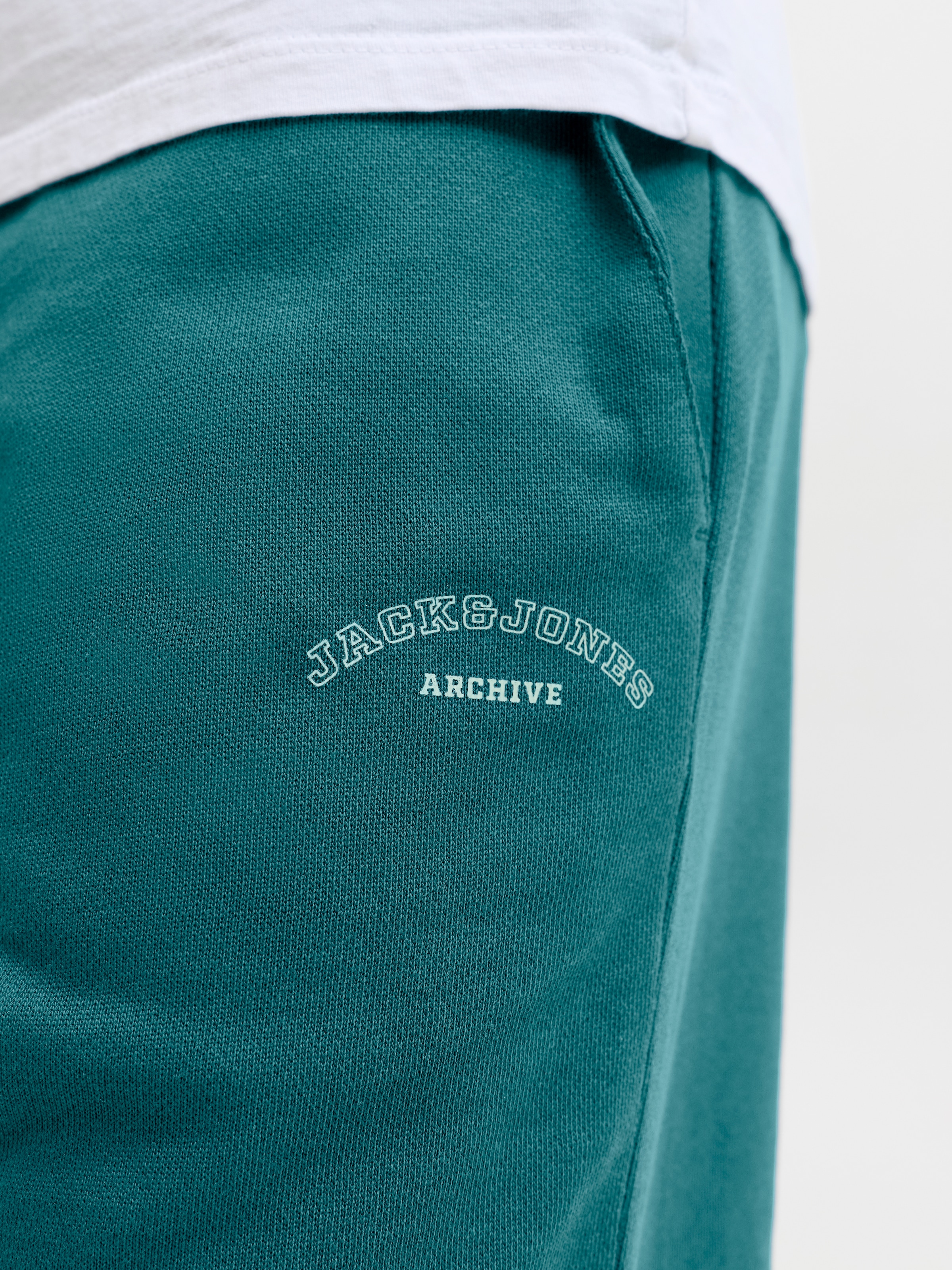 Jack & Jones Sweatshorts »JPSTGORDON COLLEGE SWEAT SHORTS MID«