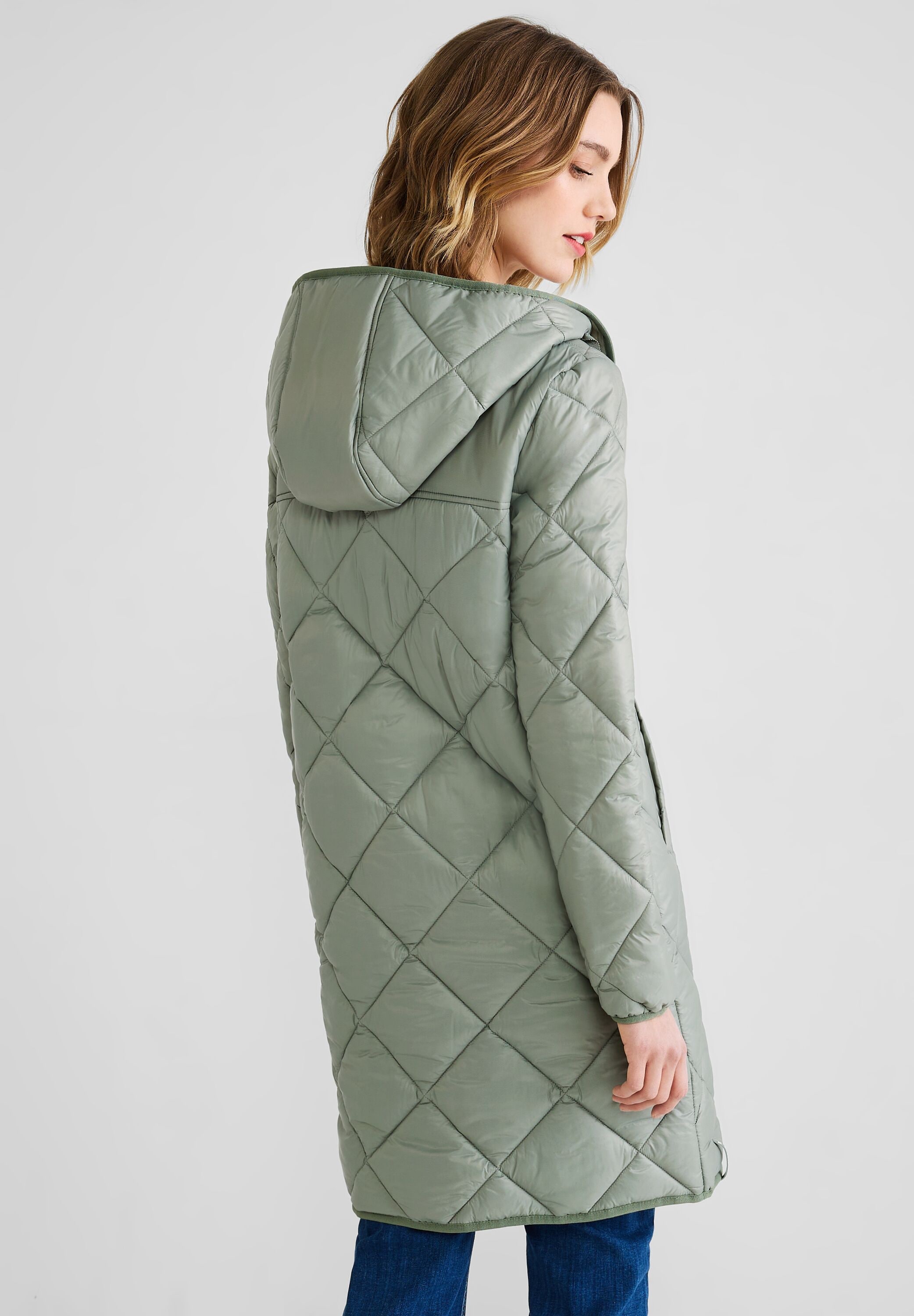 STREET ONE Steppjacke, mit Kapuze, in Unifarbe