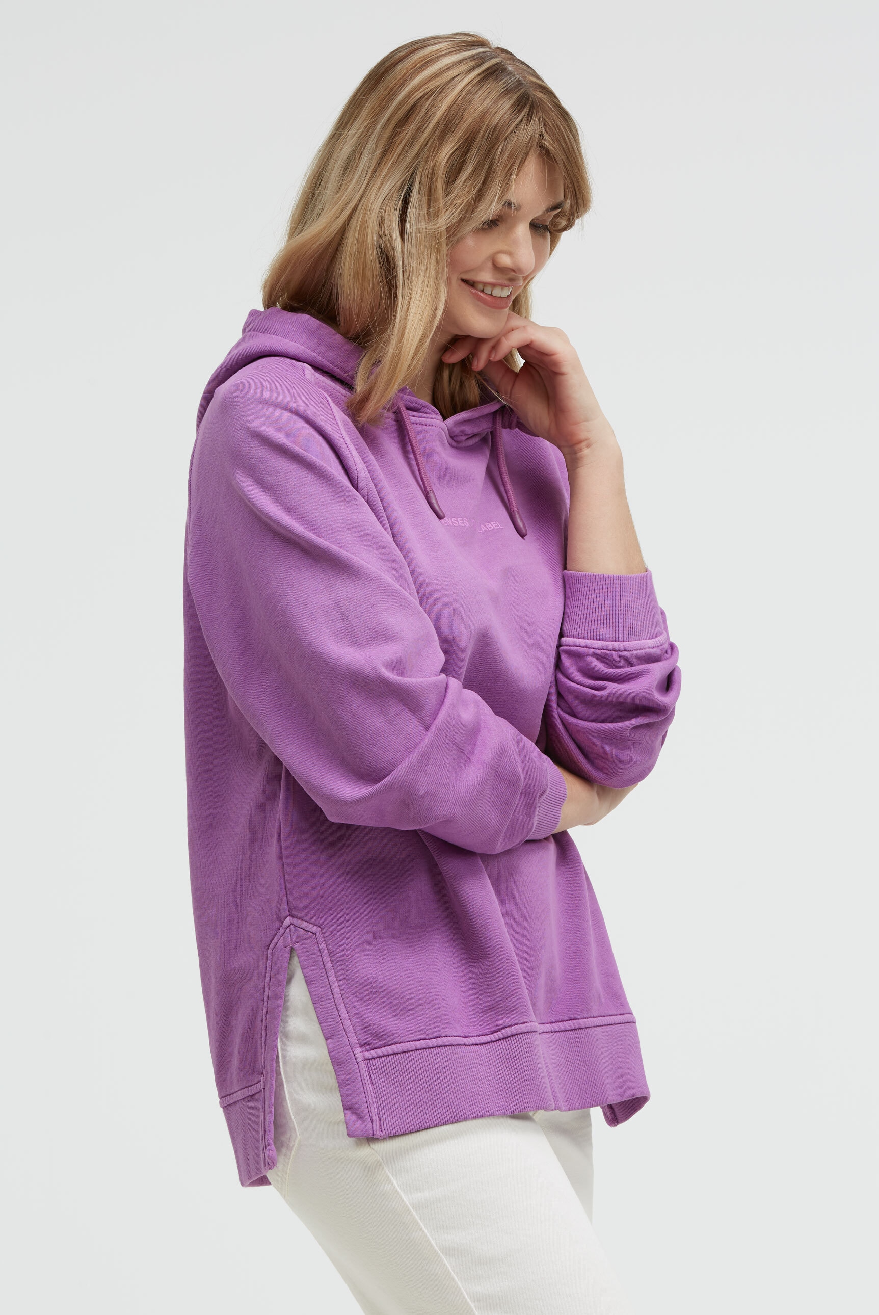 SENSES.THE LABEL Kapuzensweatshirt , mit Seitenschlitze
