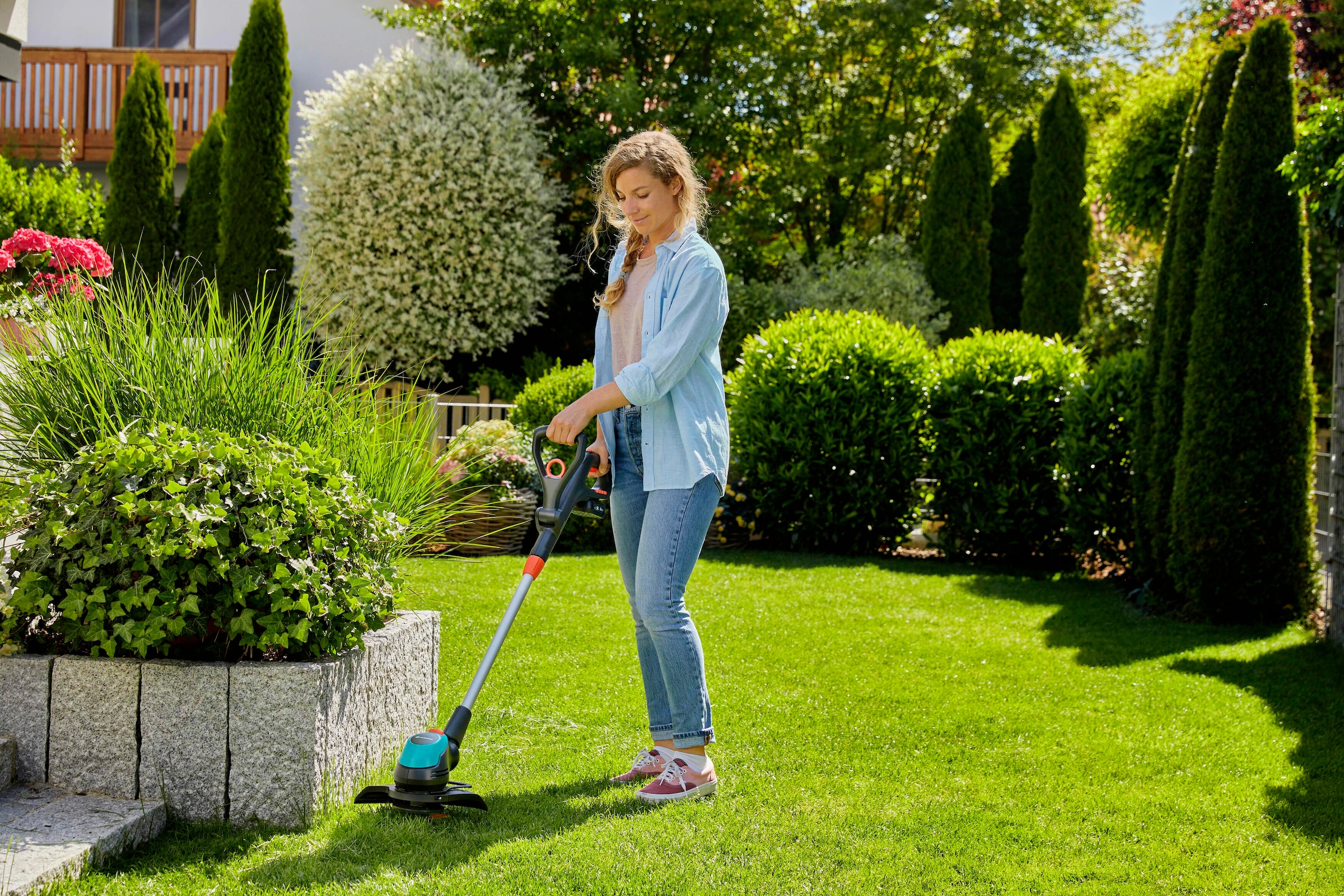 GARDENA Akku-Rasentrimmer »EasyCut 23/18V P4A Ready-To-Use Set«, (mit Akku und Ladegeät)