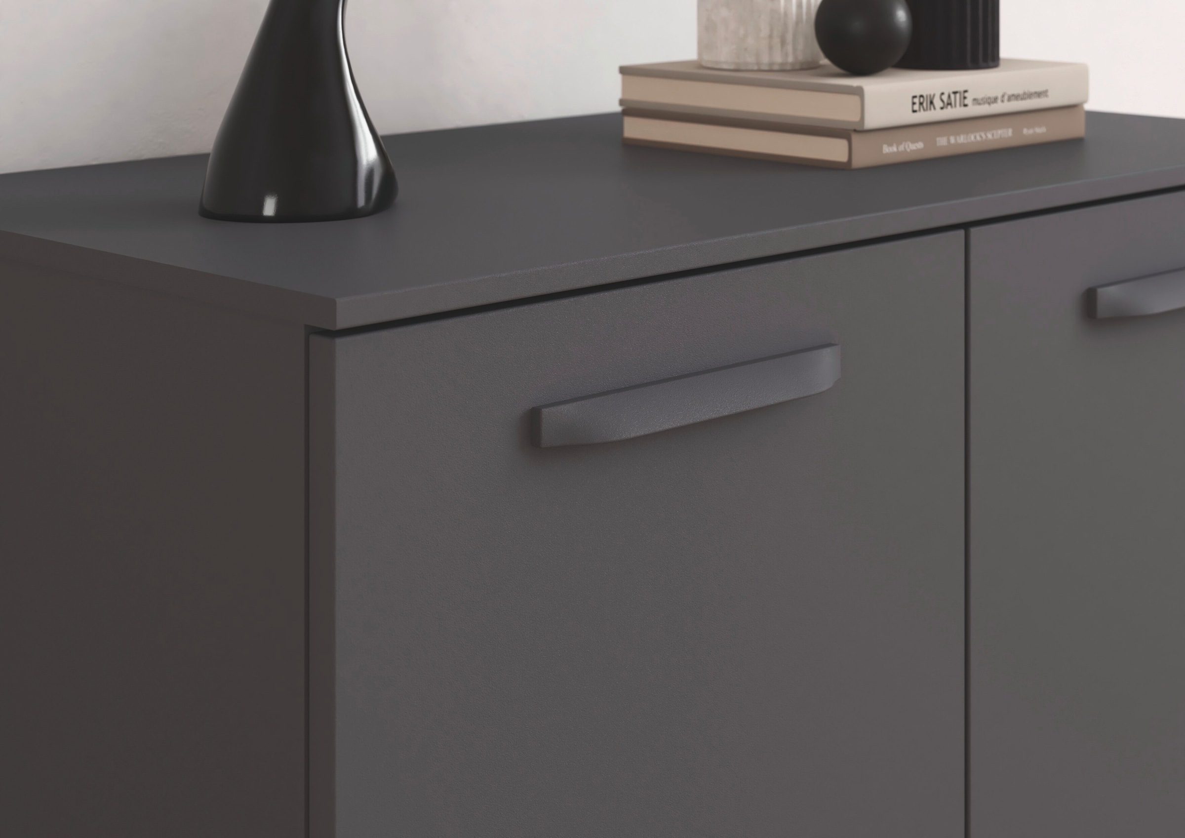 rauch Sideboard »Türkommode Kommode Lowboard OTELI mit Dekor- und Hochglanzfront« Breite 80 cm inkl. Soft-Close-Funktion,  mit 2 Türen, Einlegeboden variabel einsetzbar MADE IN GERMANY