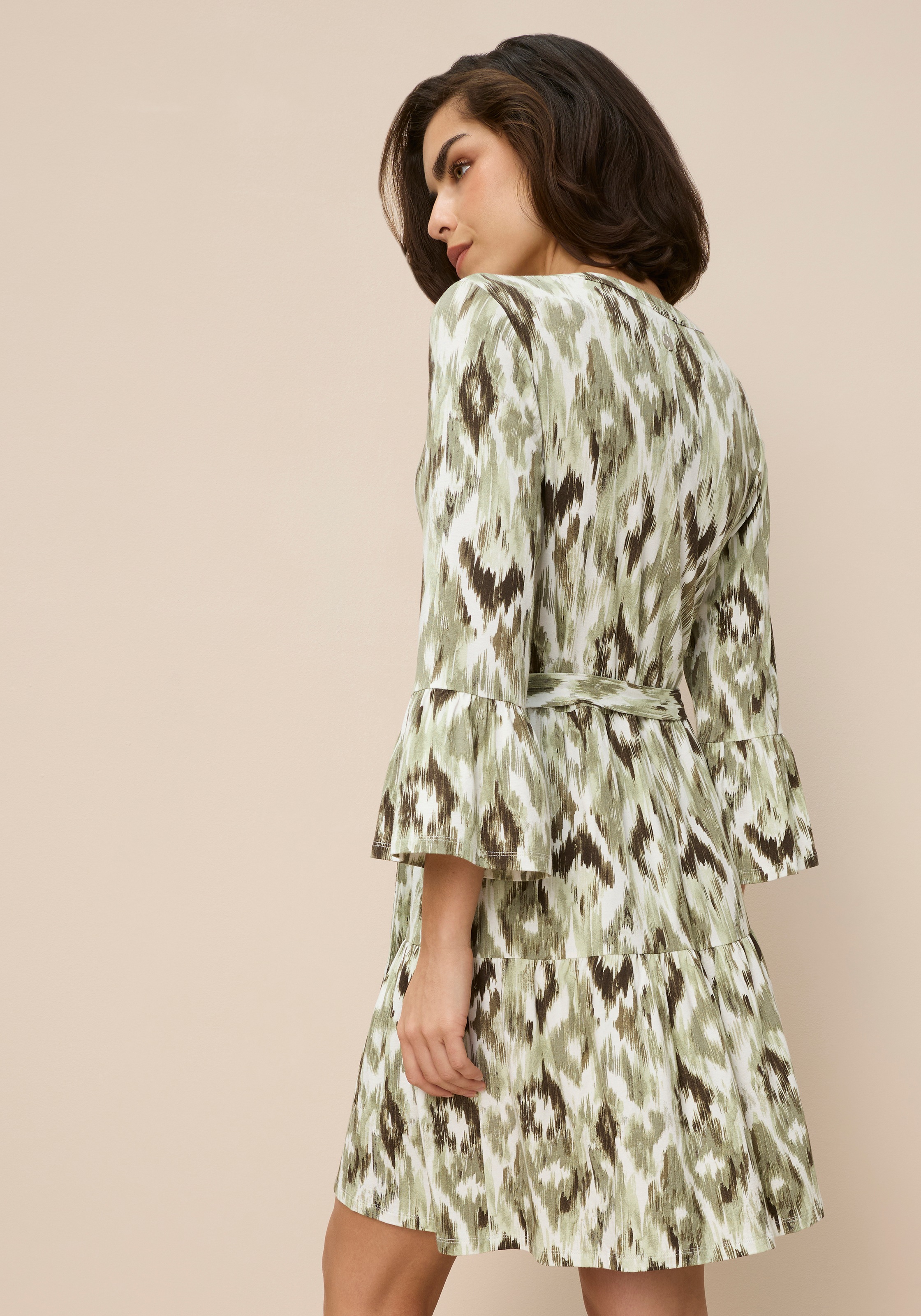 Thumbnail - Tamaris Jerseykleid aus elastischer Viskosemischung, figurumspielende Passform