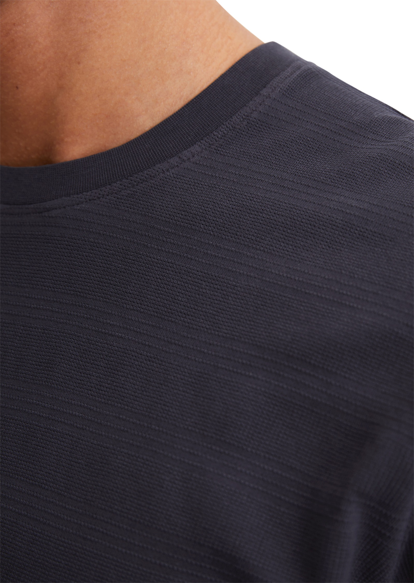 Marc O'Polo T-Shirt »mit Streifen-Struktur«