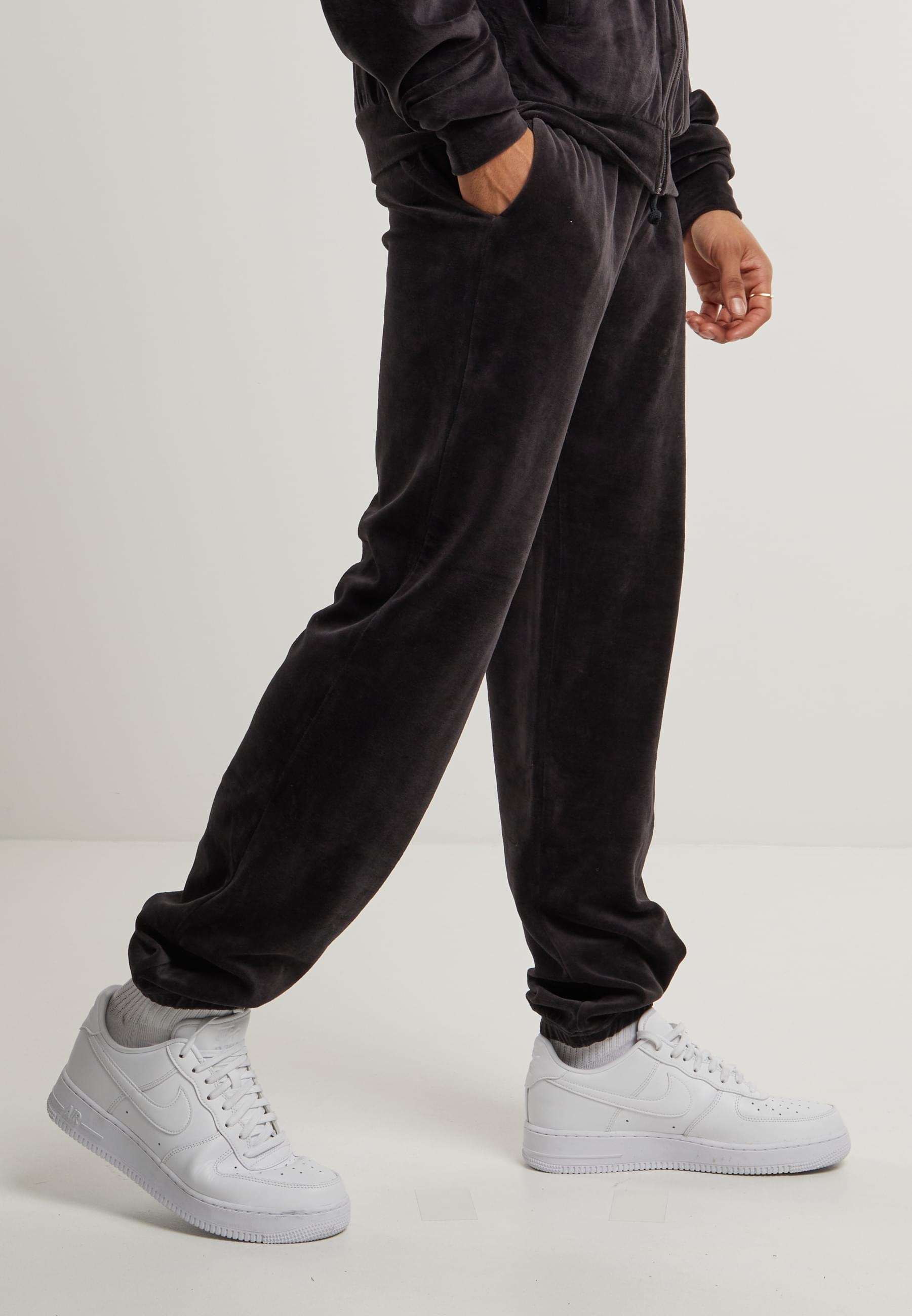 URBAN CLASSICS Jogginghose »Urban Classics Velvet Trackpants«, (1 tlg.)
