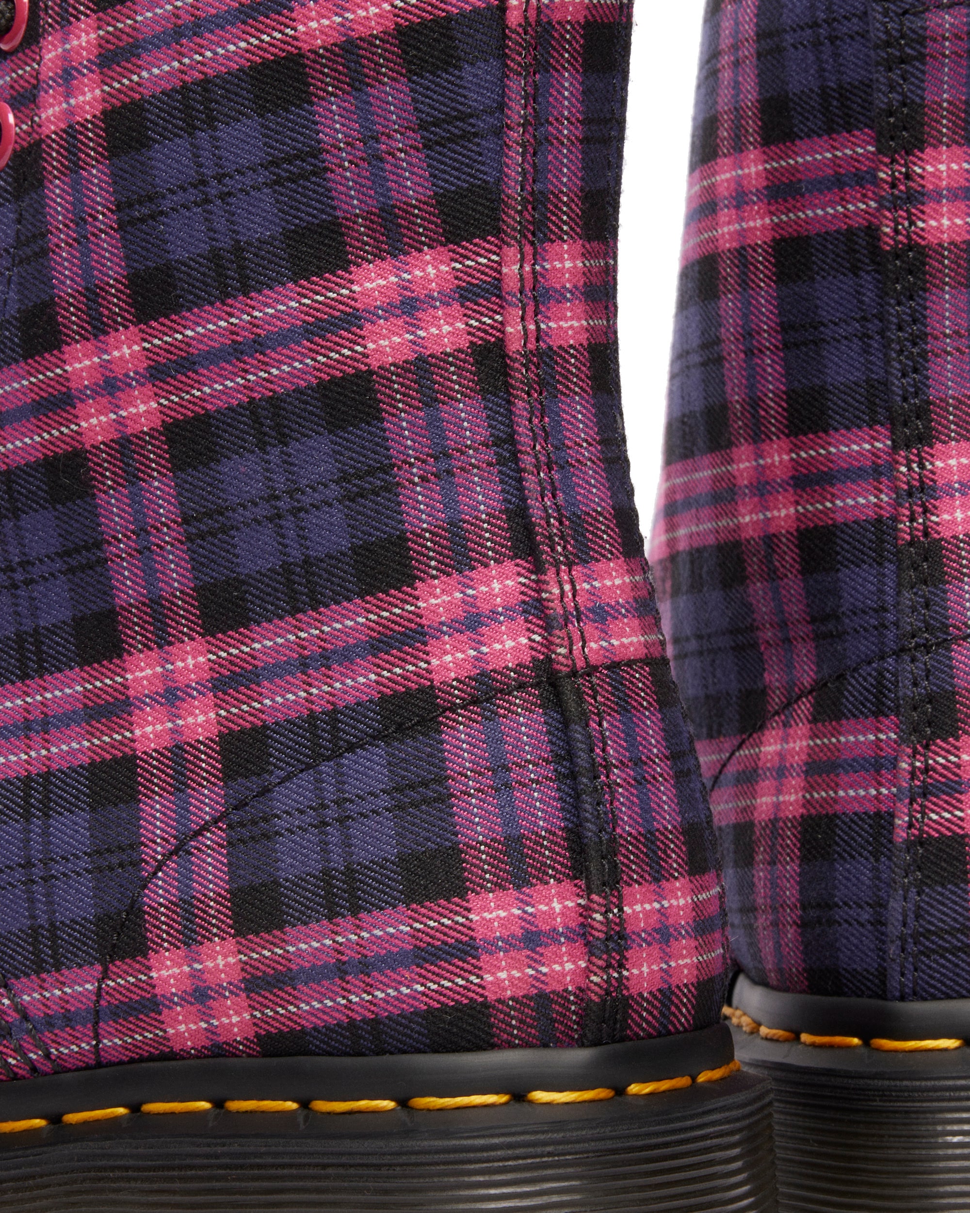 DR. MARTENS Schnürstiefelette »1460 8 Eye Boot«  Festival, Blockabsatz, Schnürboots mit gelber Rahmennaht