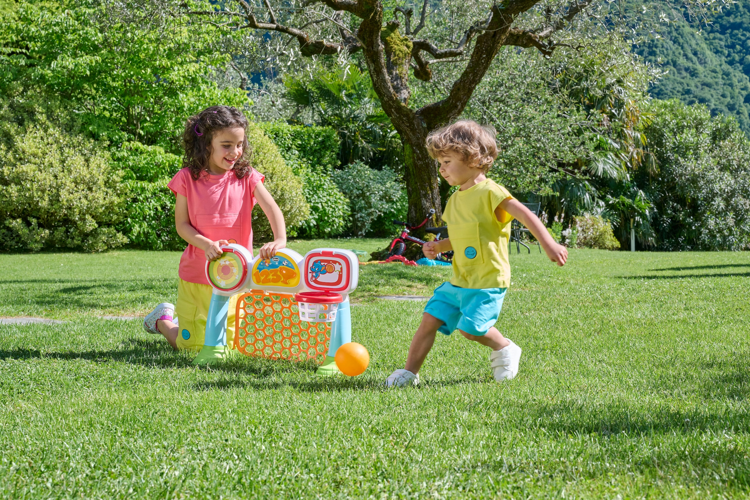 Chicco Fußballtor »Multi-Sport-Aktivitätsspiel, 3in1«, Made in Europe; mit Licht- und Soundeffekt