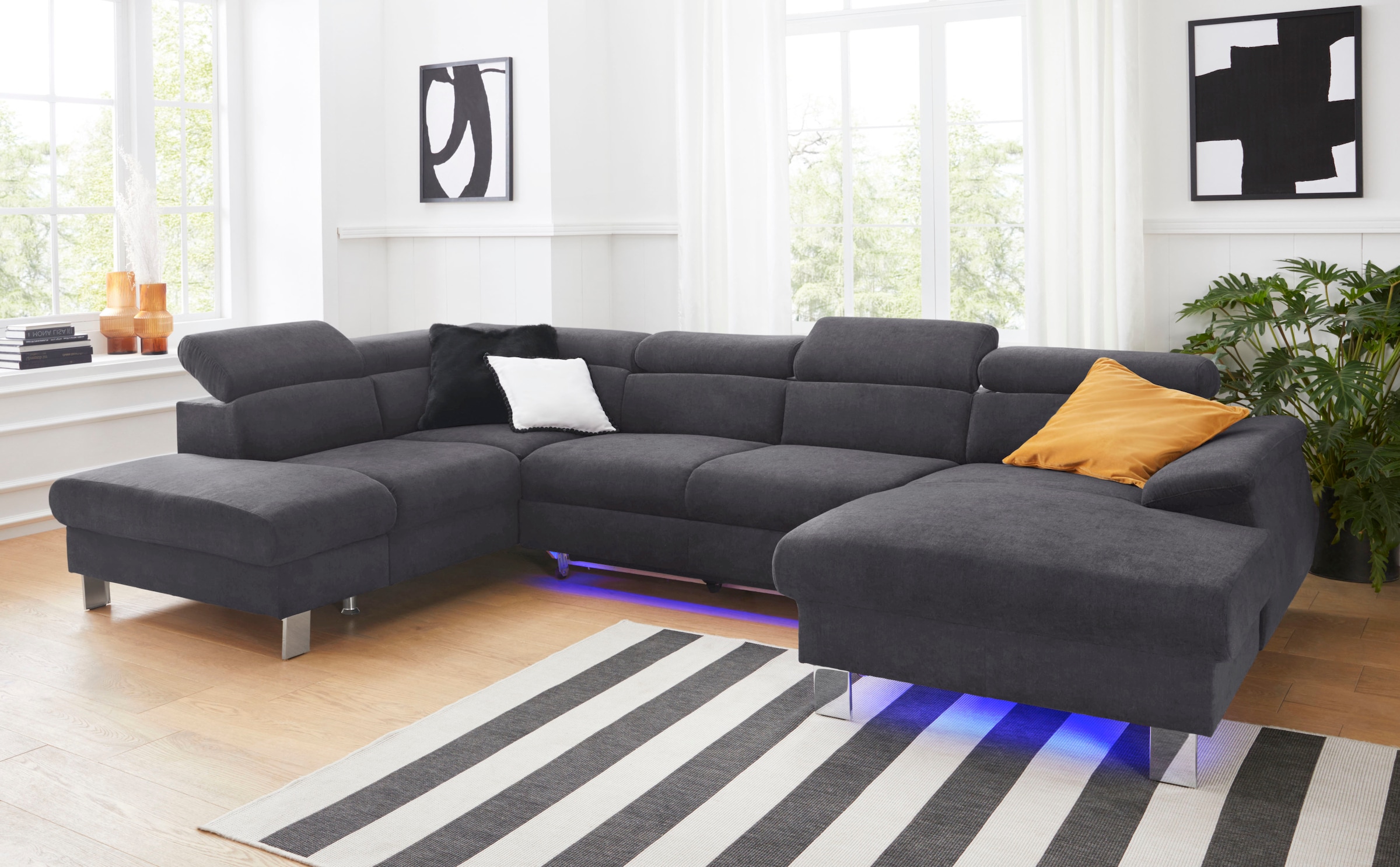 COTTA Wohnlandschaft "Komaris U-Form, B: 320 cm" mit Kopfteilverstellung, optional Schlaffunktion, Bettkasten & Licht