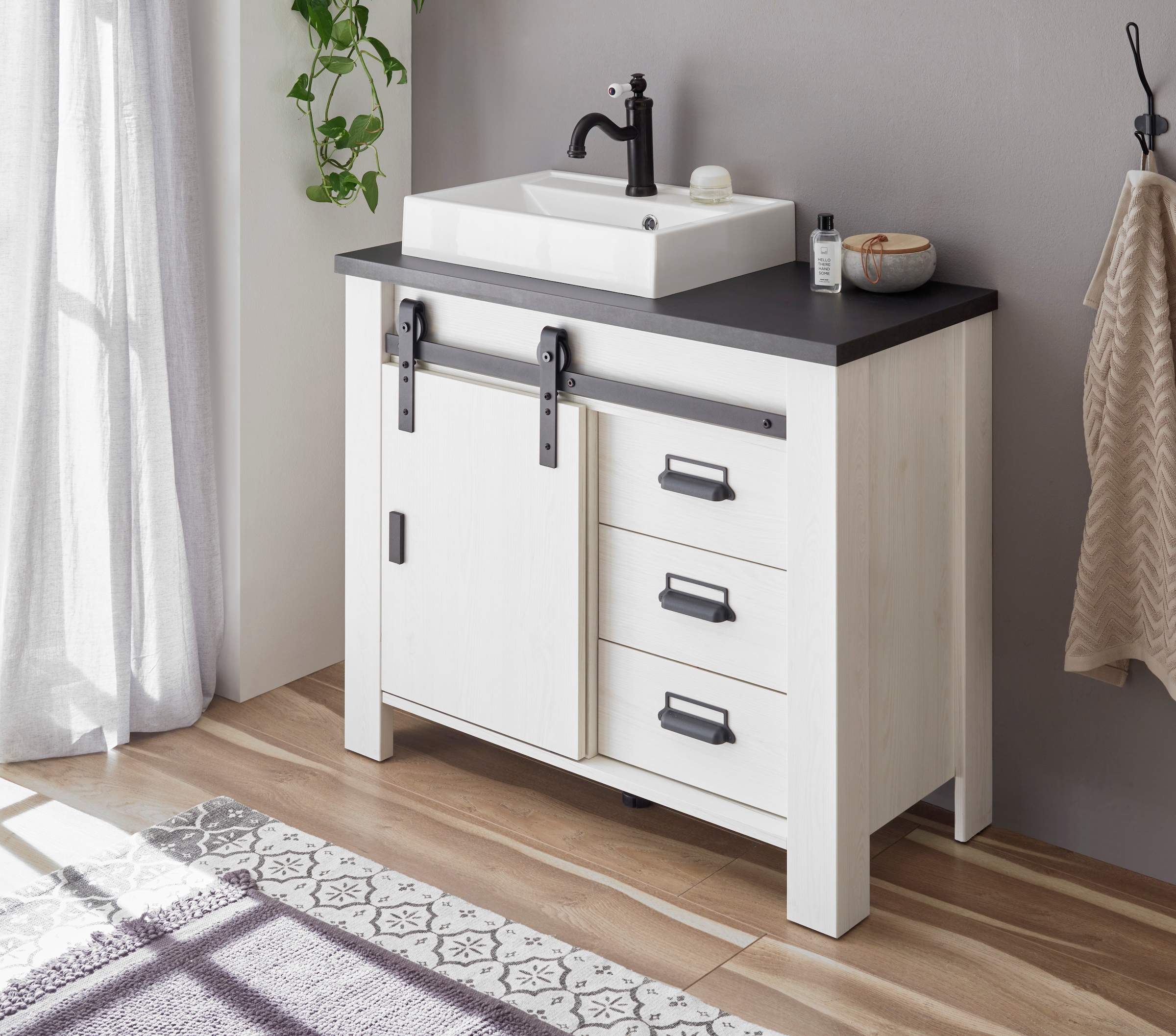 Home affaire Badmöbel-Set »SHERWOOD, Bad im modernen Design, 3-teiliges Badezimmer«, (3 St.), in 2 Farben verfügbar, Scheunentorbeschlag & Apothekergriff aus Metall