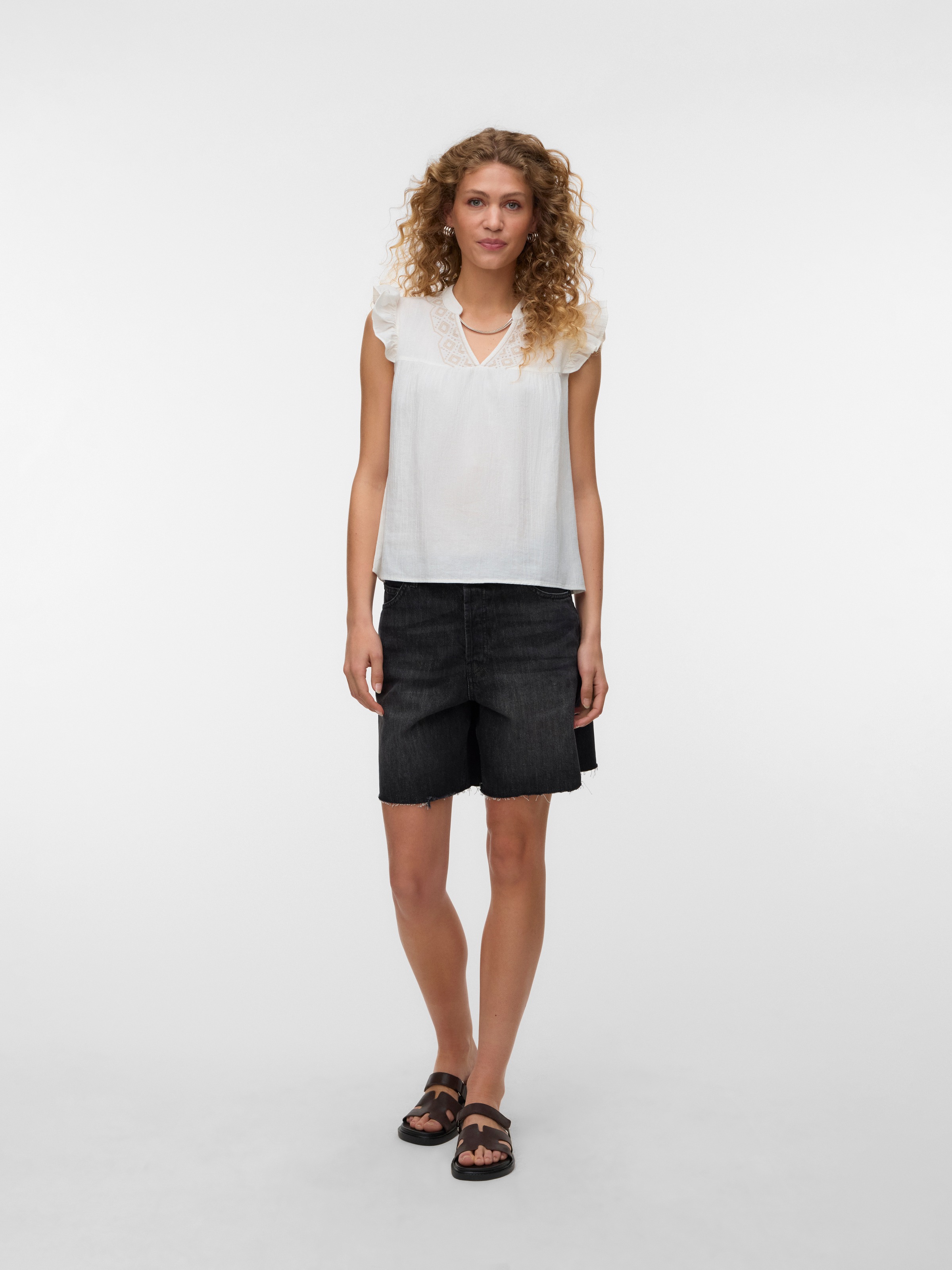 Vero Moda Rüschentop »VMDICTHE EMB SL V-NECK TOP WVN GA« Baumwolle, regular fit