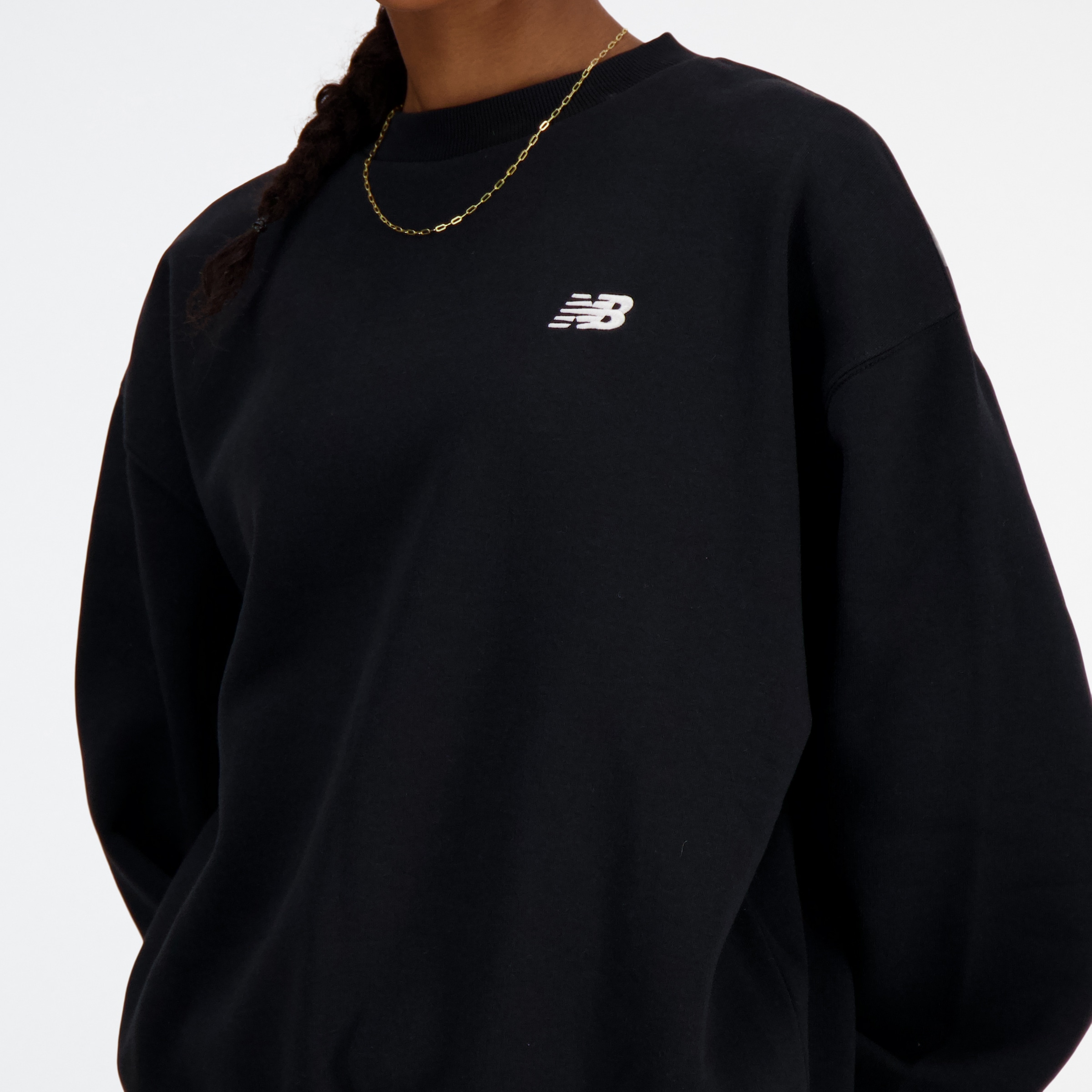 New Balance Sweatshirt »SPORT ESSENTIALS FLEECE CREW«, mit Rundhalsausschnitt, weiches Fleece, aus Baumwolle und Polyester
