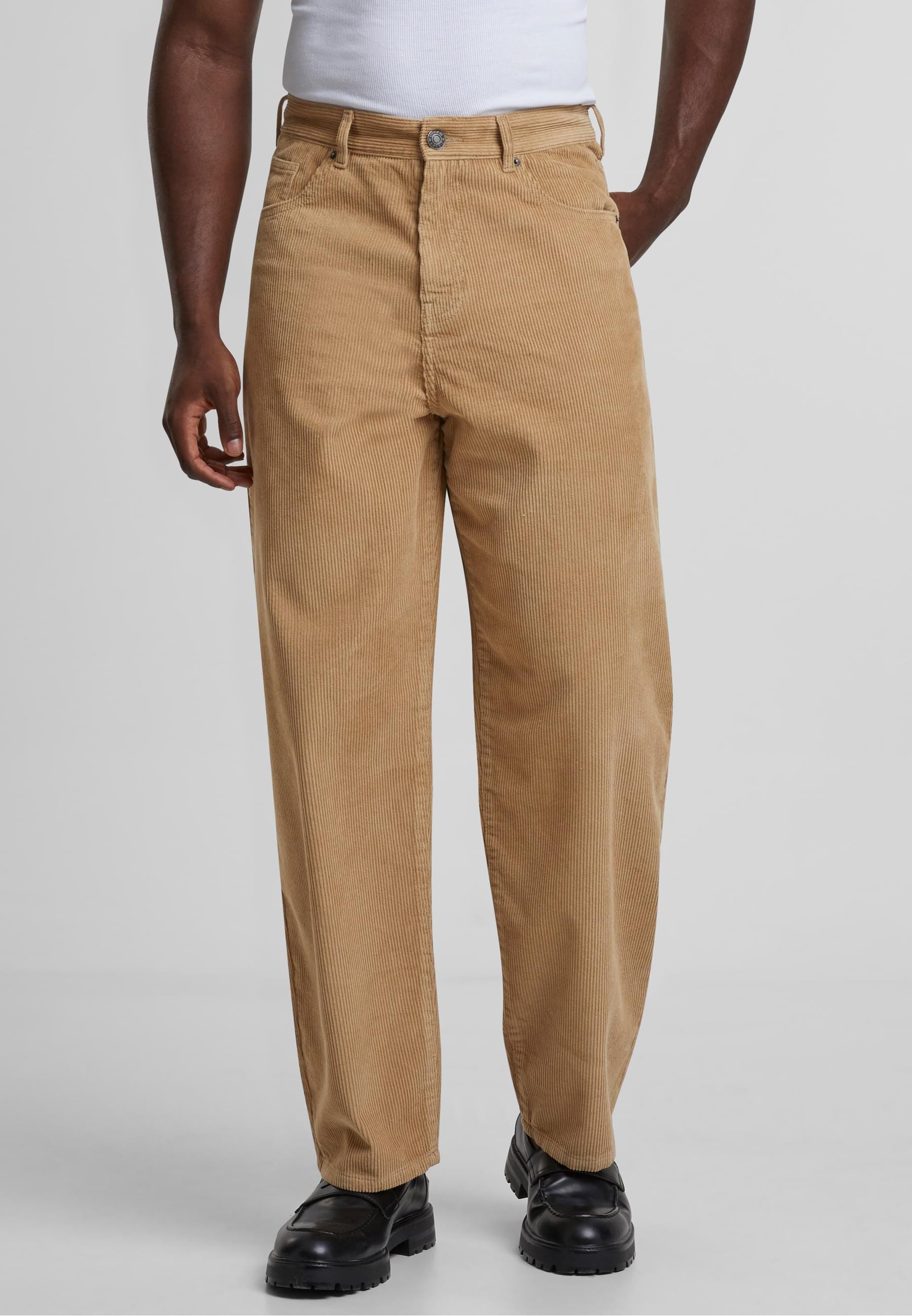 URBAN CLASSICS Stoffhose »Urban Classics Herren 90´s Corduroy Pants«, (1 tlg.)