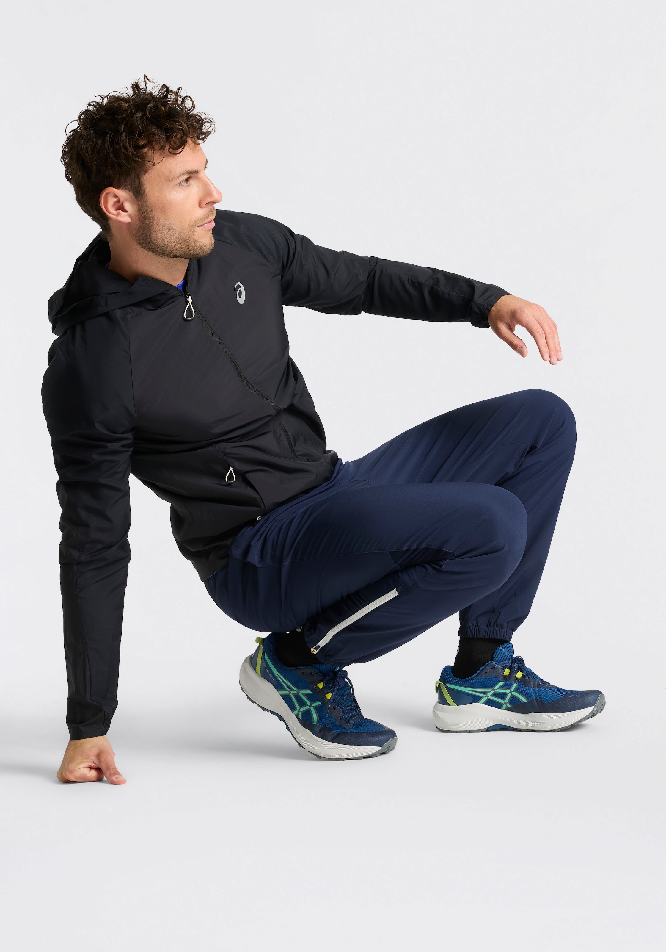 Asics Laufhose »ASICS CORE WOVEN PANT«