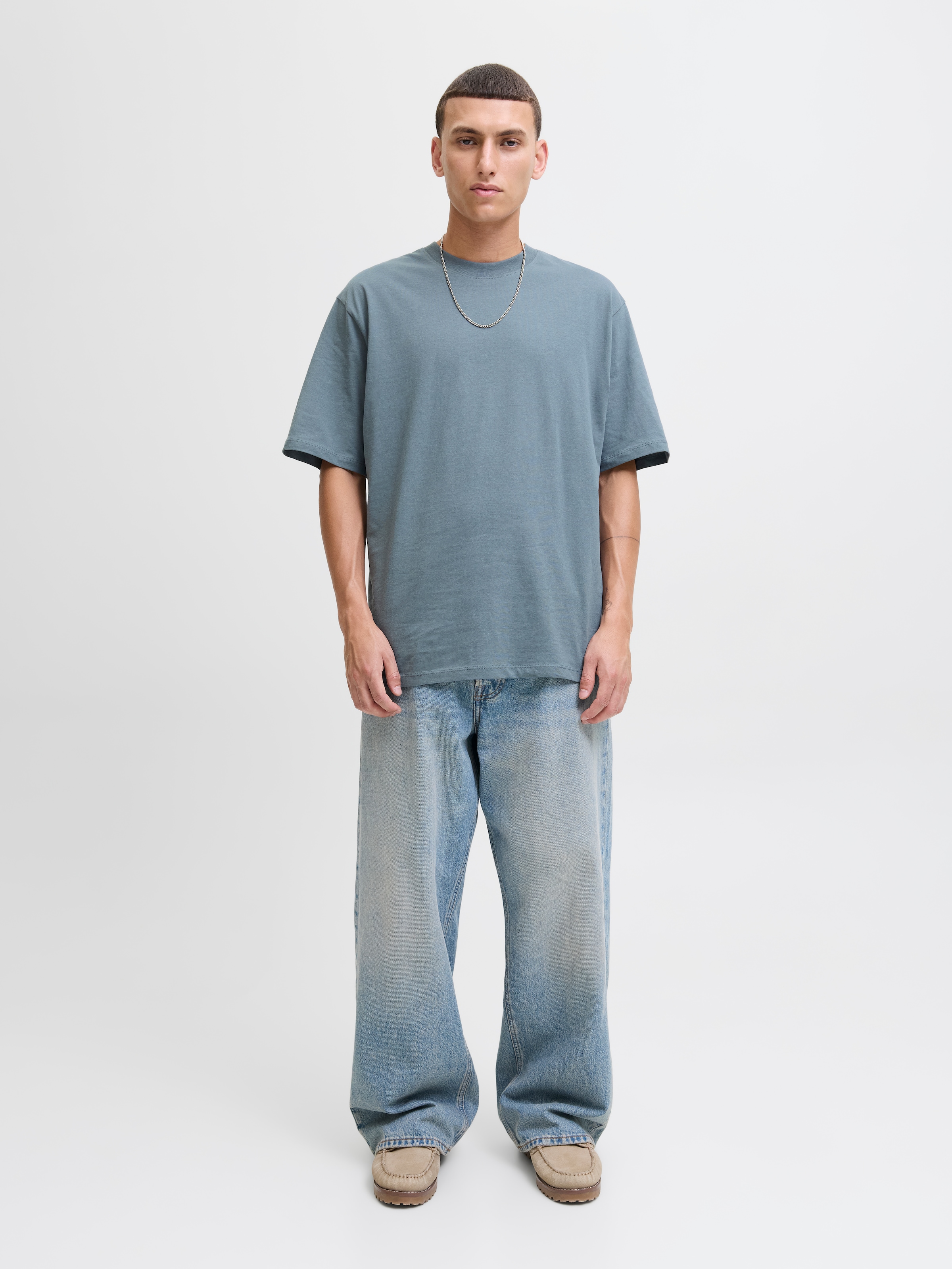 Jack & Jones Oversize-Shirt »JJEBRADLEY Oversize T-Shirt mit klassischem Rundhalsausschnitt«, mit gekämmten Jersey