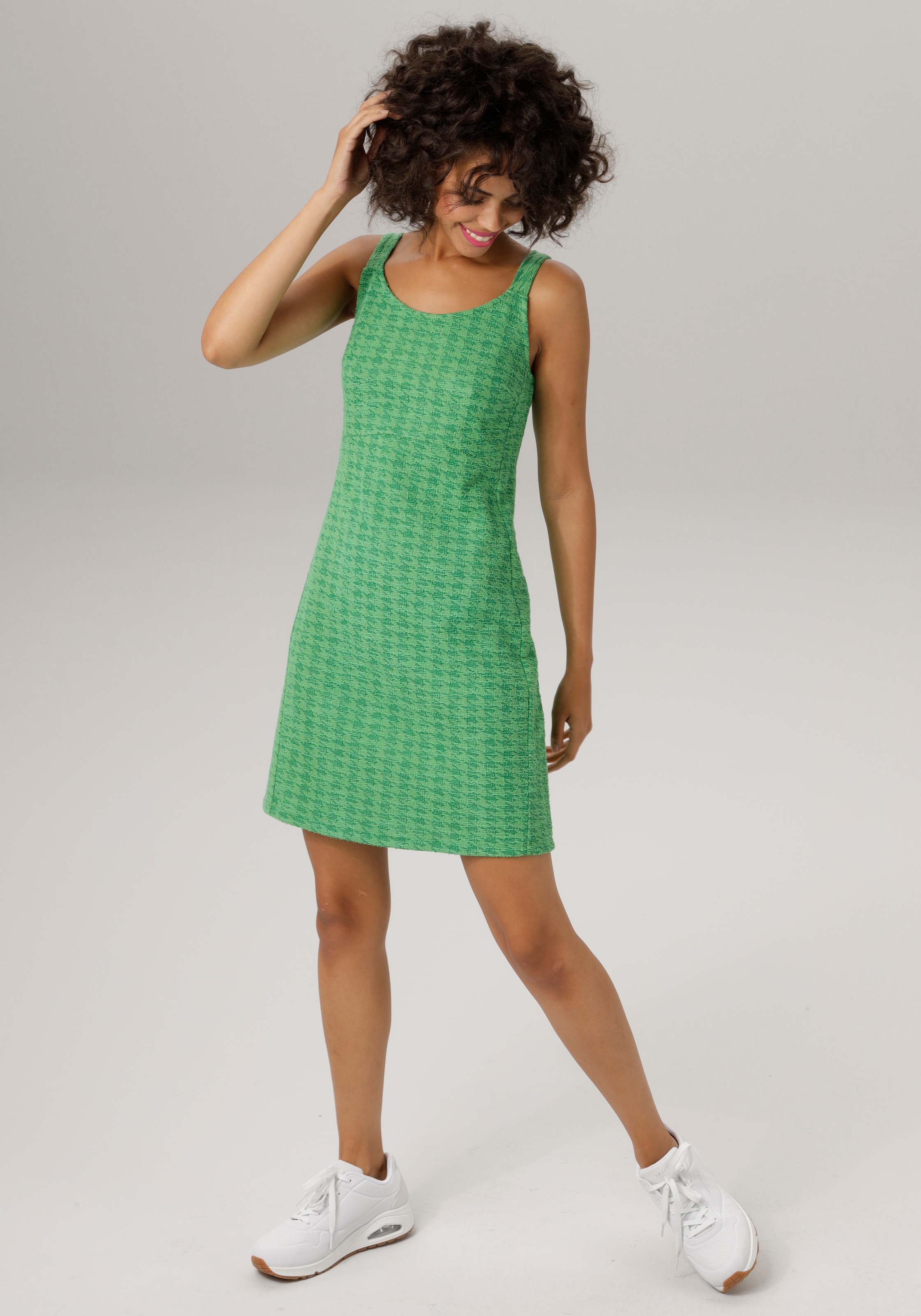 Minikleid, BAUR aus mit Aniston Hahnentritt-Muster strukturiertem bestellen online CASUAL | Jacquard