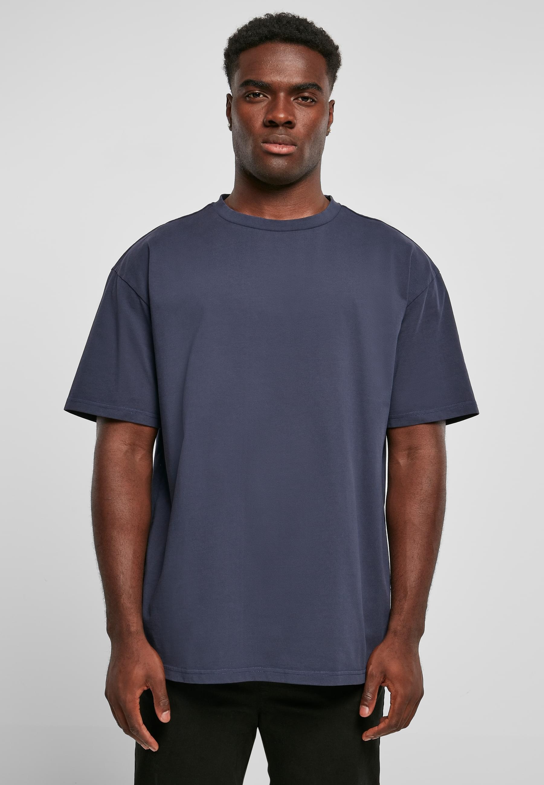 URBAN CLASSICS Kurzarmshirt »Urban Classics Herren Heavy Oversized Garment Dye Tee«, (1 tlg.)