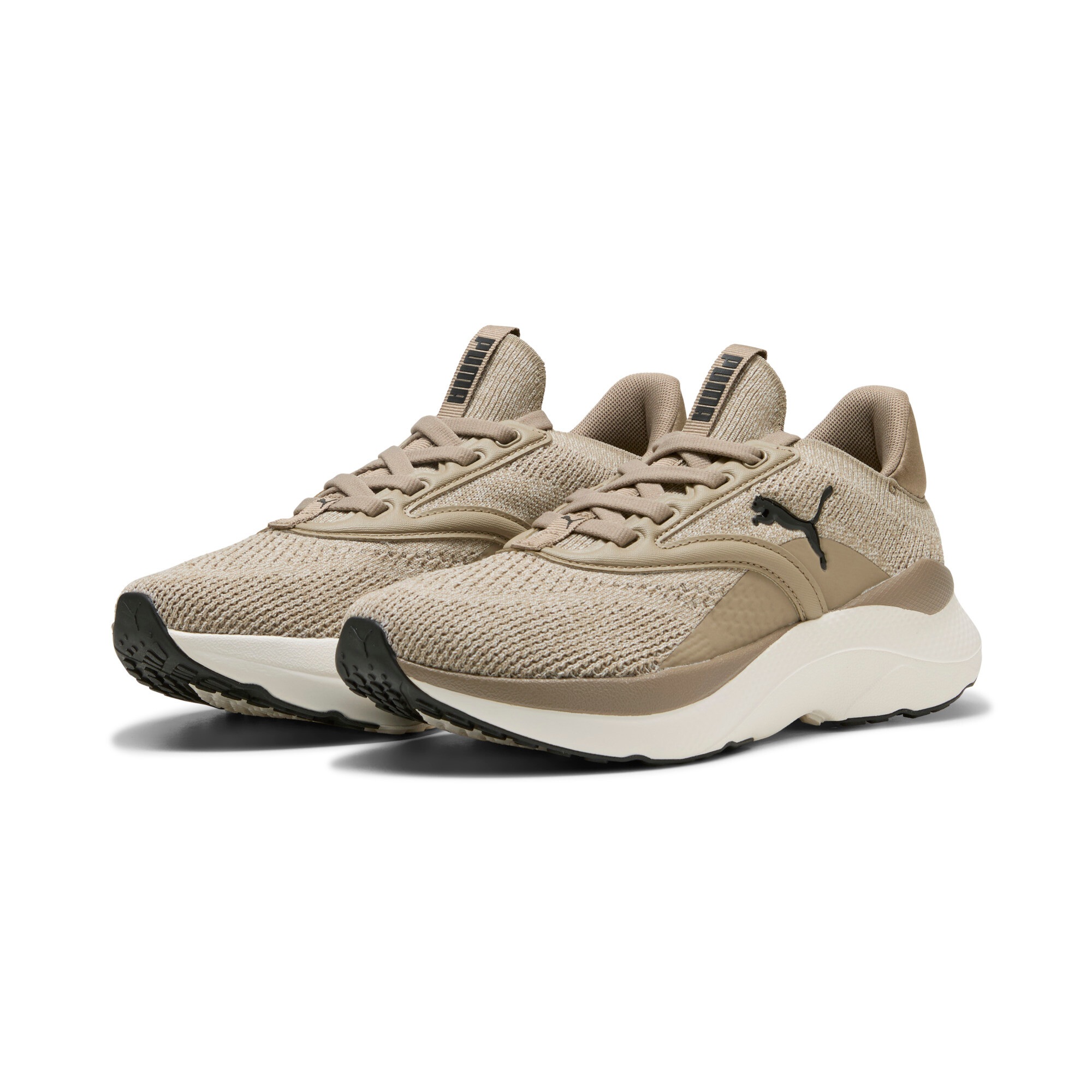 PUMA Trainingsschuh "SOFTRIDE MAYVE WNS" gestricktes Obermaterial, leicht profilierte Synthetik-Laufsohle
