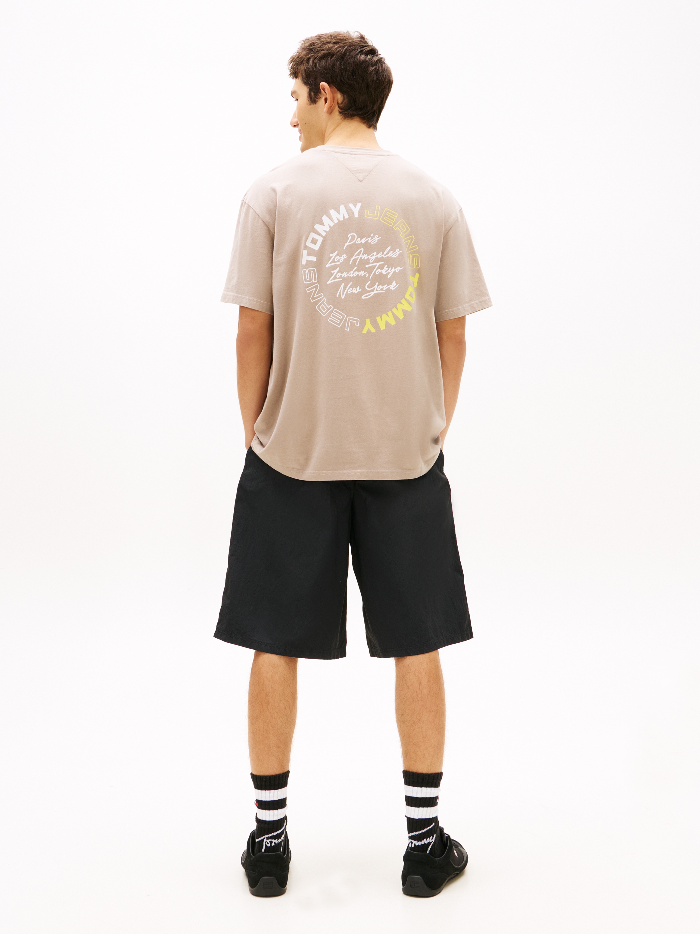 Tommy Jeans T-Shirt »TJM RELAXED SIGN CIRCLE« mit Markenprint, Rundhals