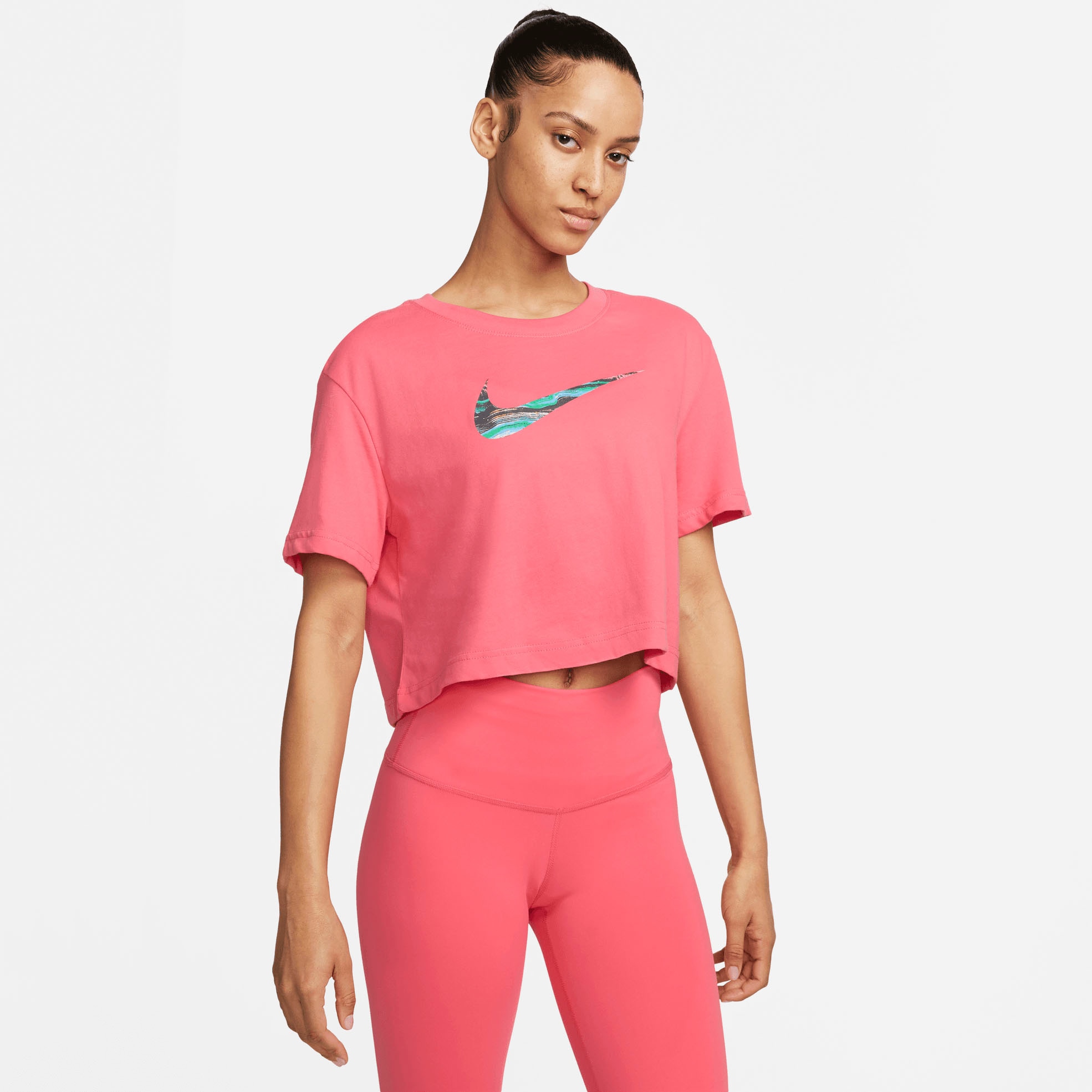 Nike Trainingsshirt "Dri-FIT Womens Short-Sleeved Cropped Yoga Tee" günstig online kaufen