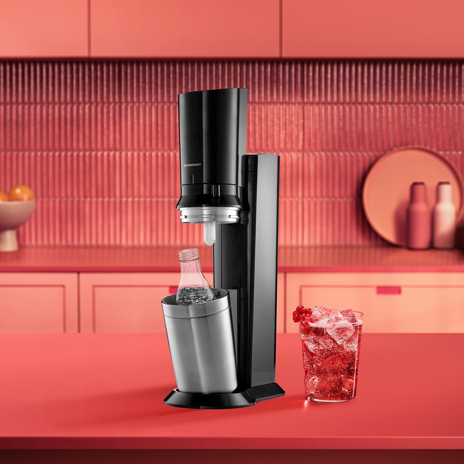 SodaStream Wassersprudler »SodaStream CRYSTAL 3.0 mit 3 Glaskaraffen, 1 CO2-Zylinder und 2 Sirups« mit Quick-Connect-System