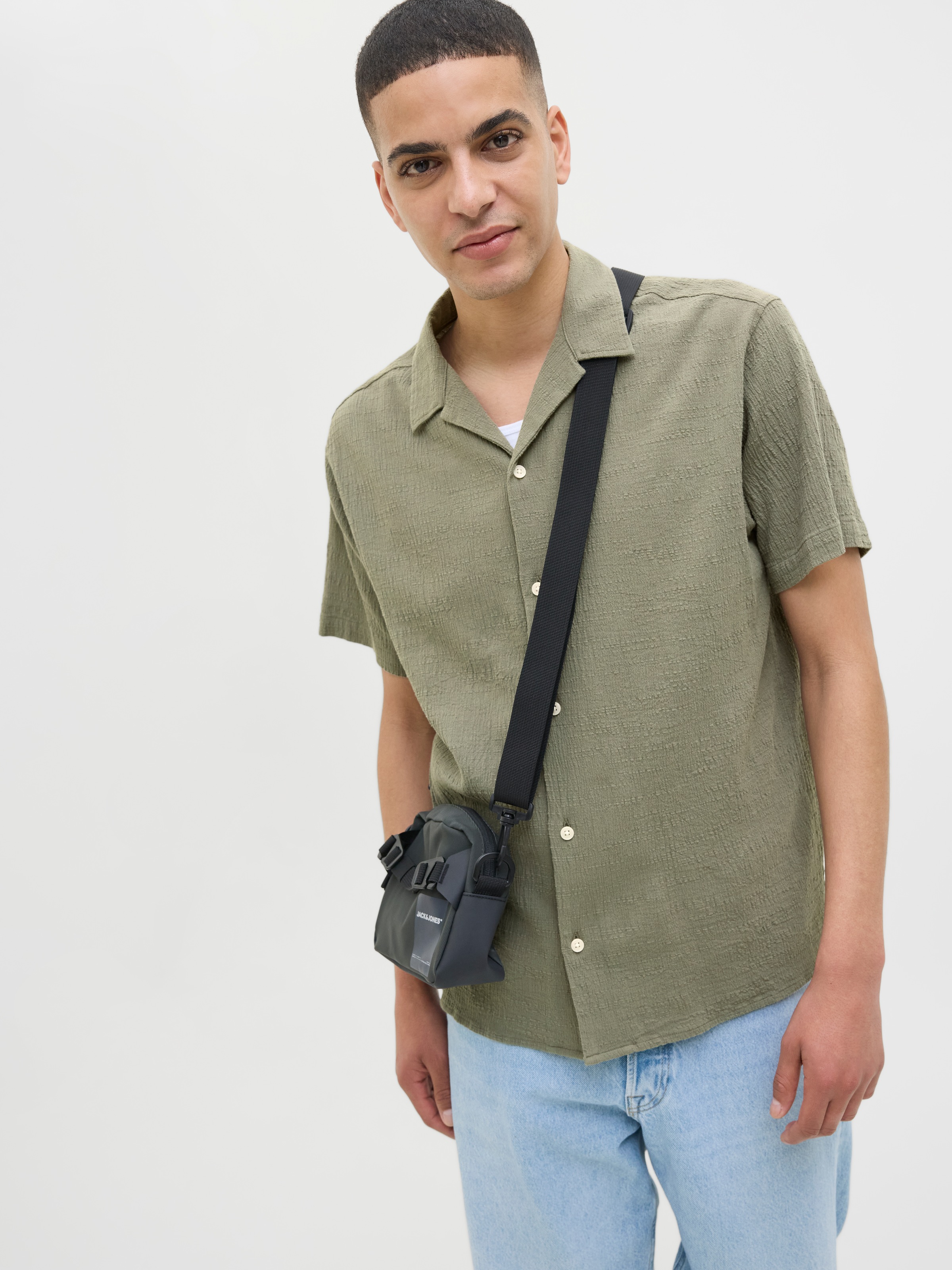 Jack & Jones Kurzarmhemd "JORLUKE CRINKLE RESORT SHIRT SS SN" günstig online kaufen