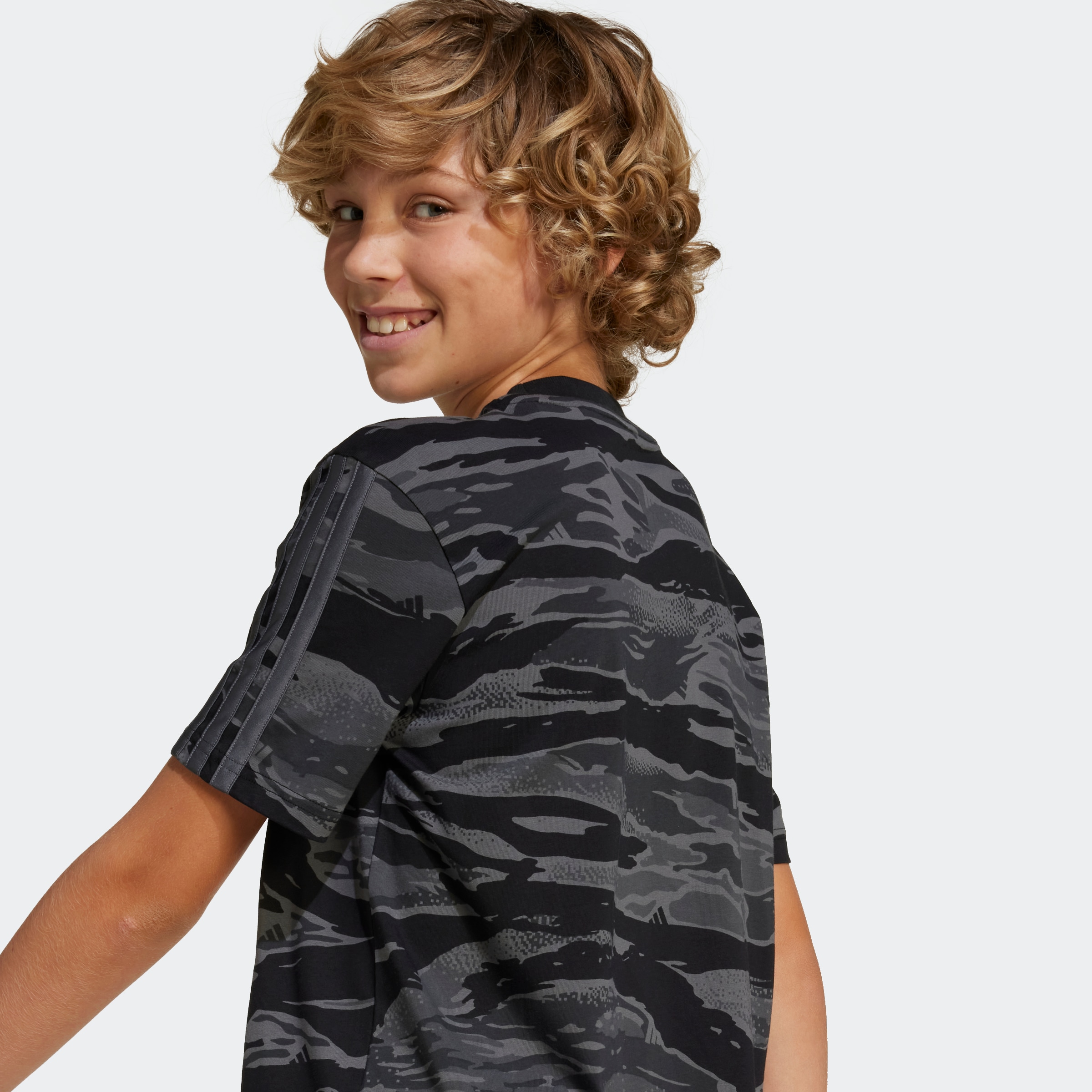 adidas Sportswear T-Shirt »J CAMO T«