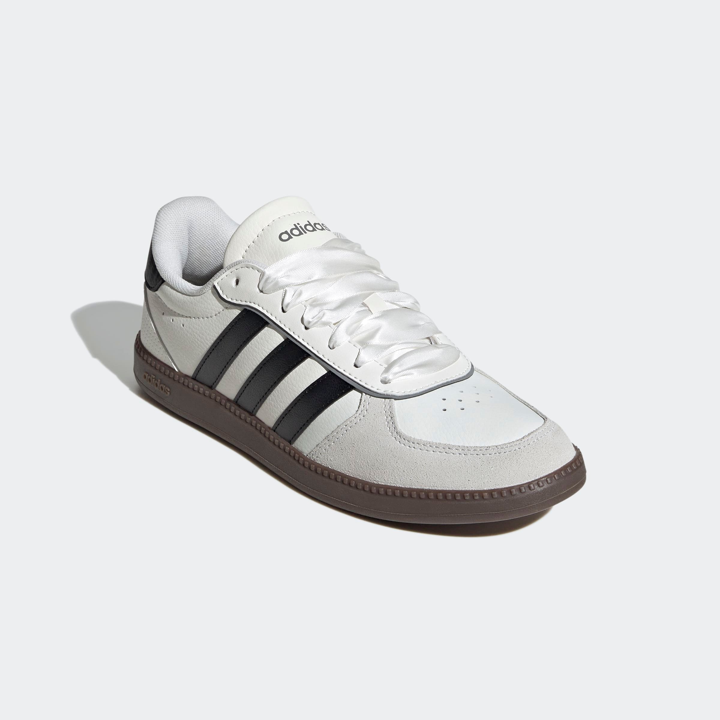 adidas Sportswear "BREAKNET SLEEK" inspiriert vom Design des adidas handball spezial
