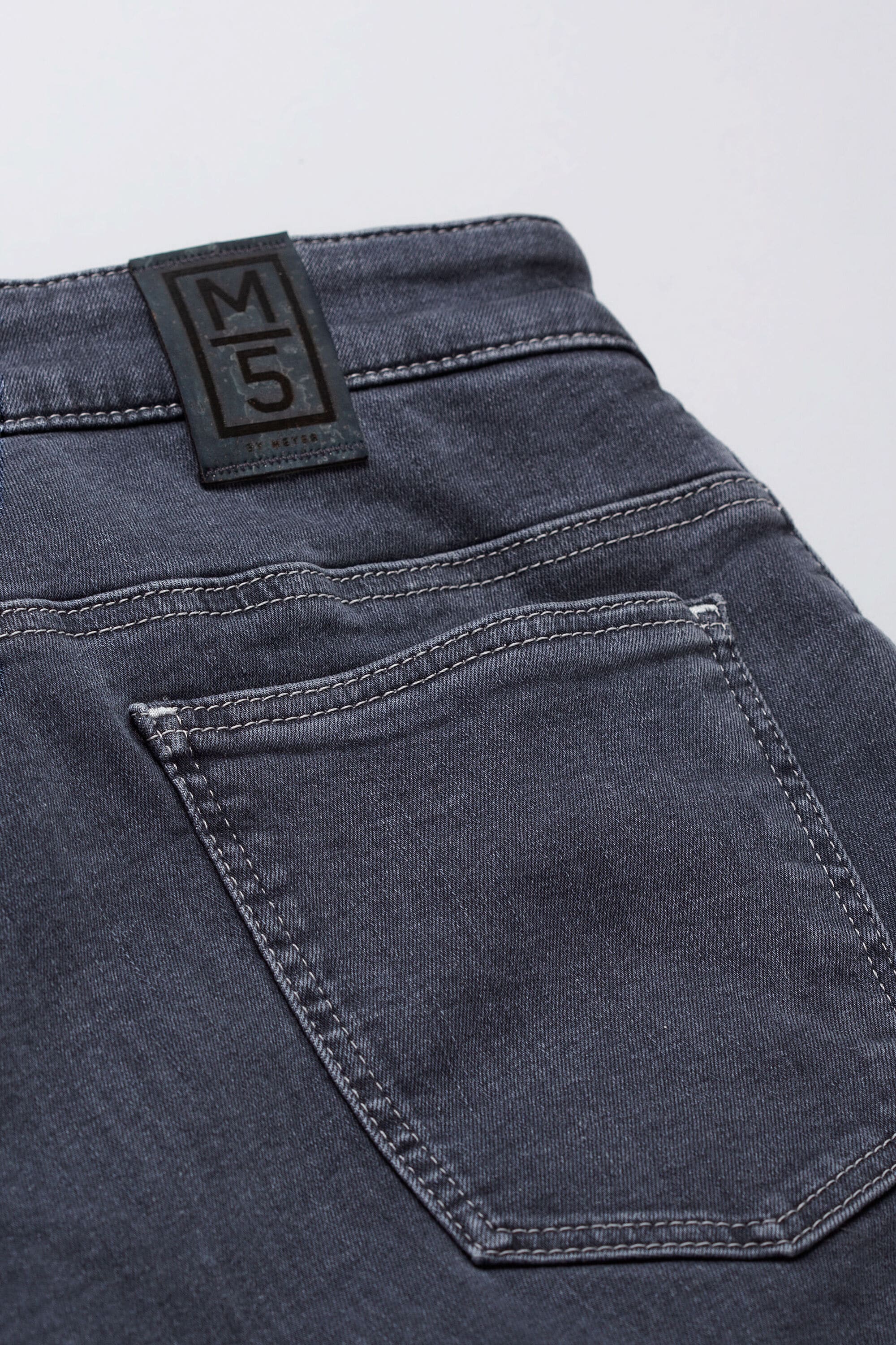 MEYER 5-Pocket-Jeans »M5 Regular«, Nachhaltig in Europa hergestellt
