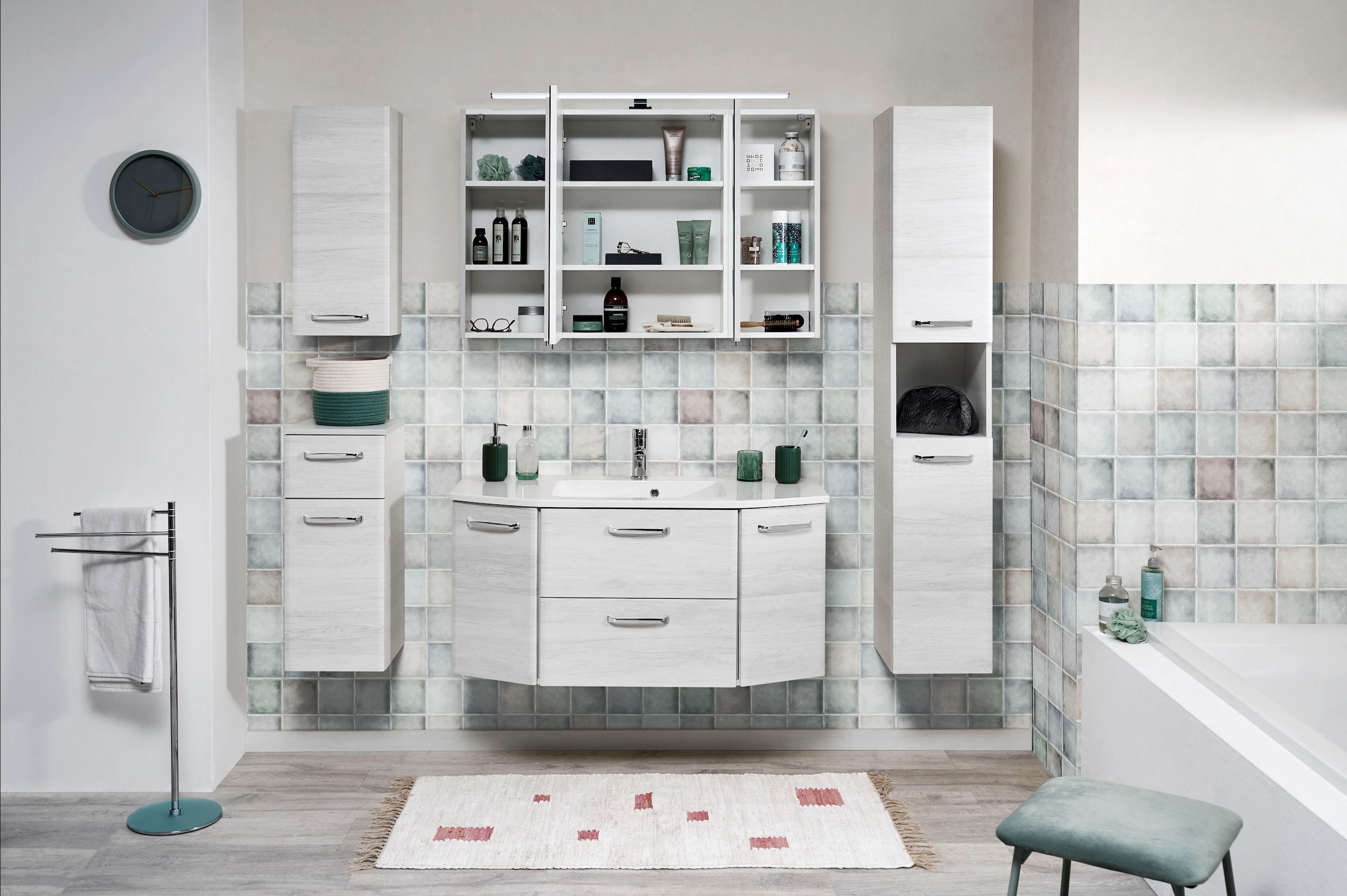 Saphir Unterschrank »Quickset Badschrank 30 cm breit, 1 Tür, 1 Schublade, 1 Einlegeboden«, Badezimmer-Unterschrank inkl. Türdämpfer, 1 Tür, Griffe in Chrom Glanz