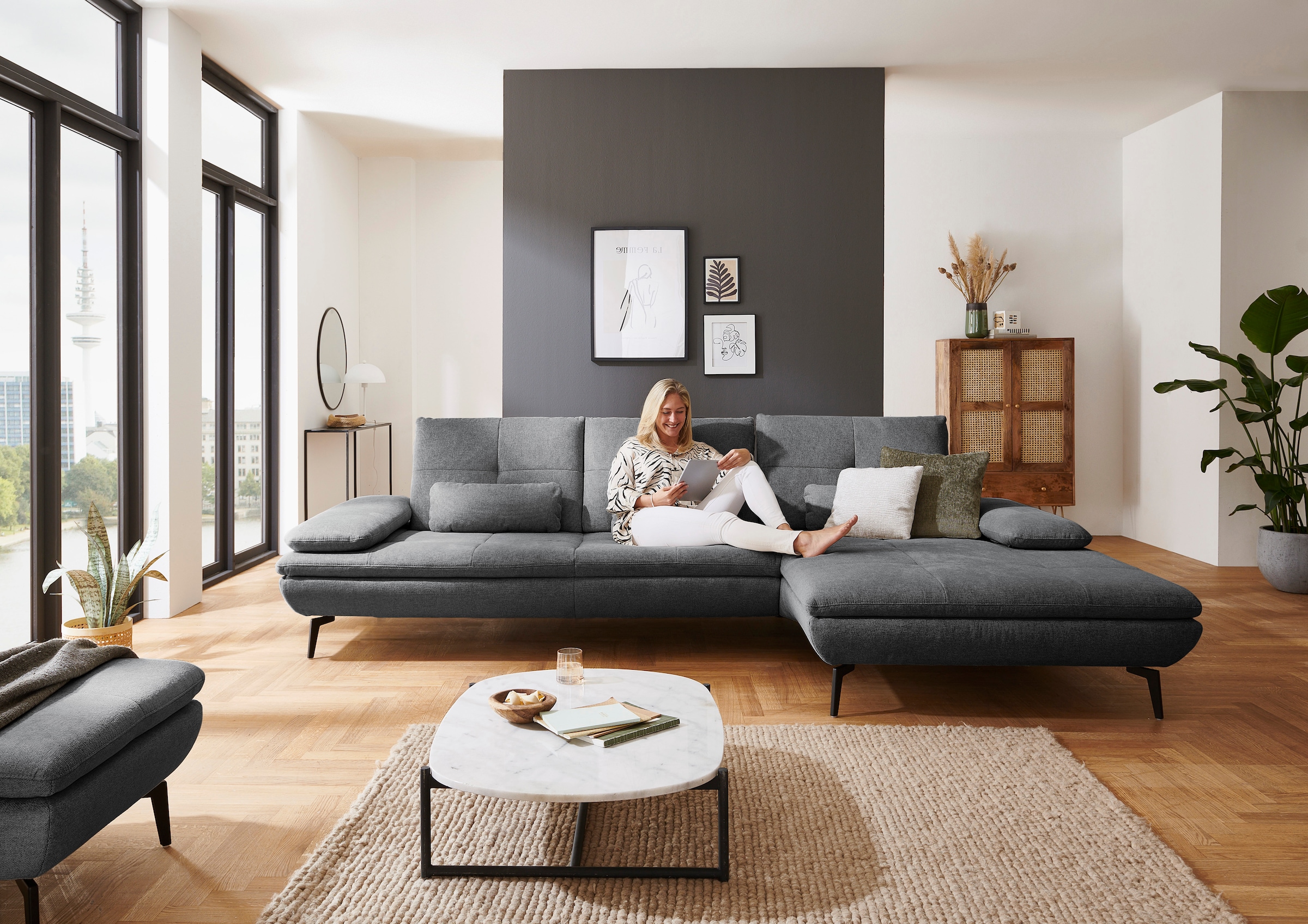 Die PlanBar Ecksofa "MP-IN23002 L-Form" wahlweise mit Armteil- und Sitztief günstig online kaufen