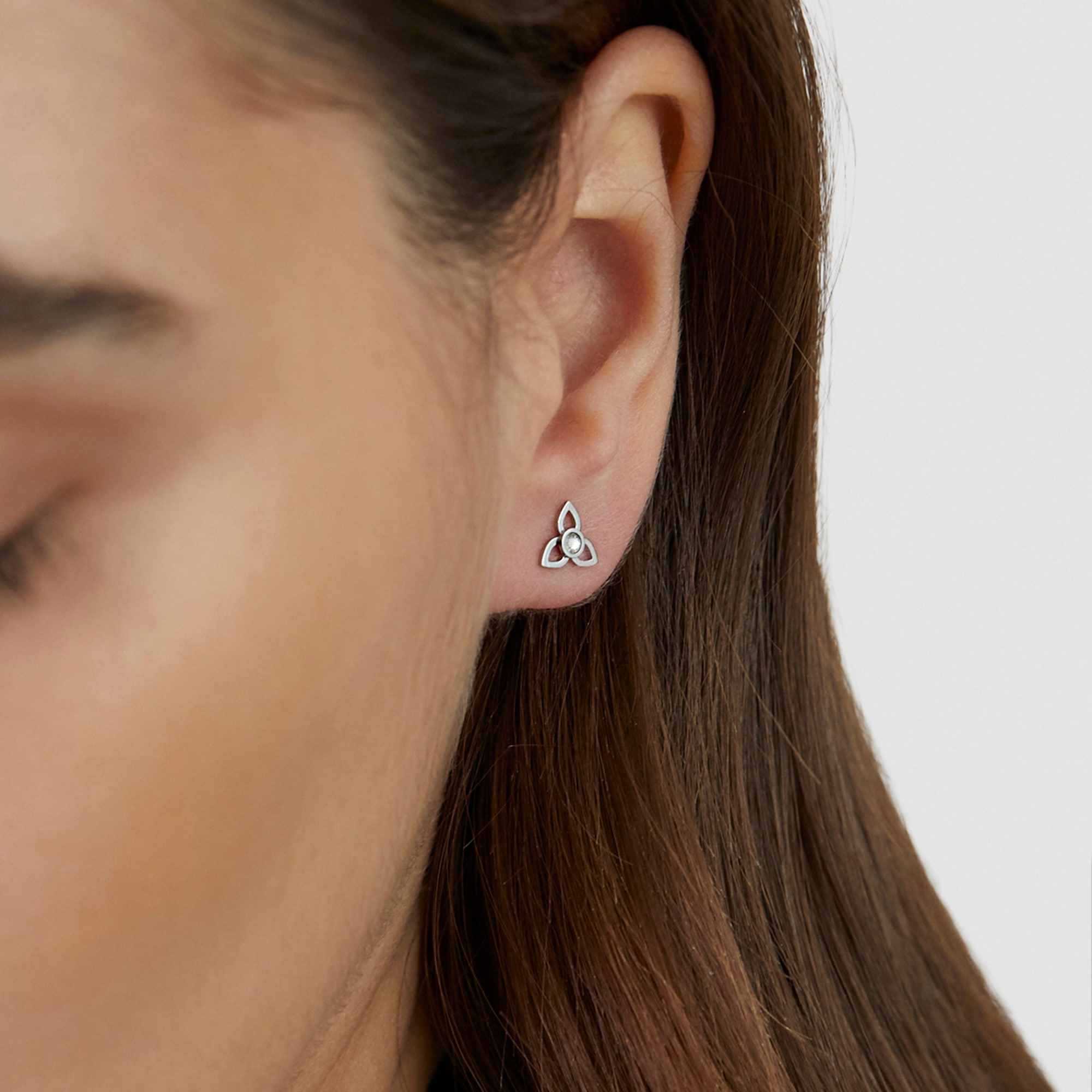 Tamaris Paar Ohrstecker »Schmuck Geschenk Edelstahl Ohrringe in Blüten-Optik« mit Zirkonia (synth.)