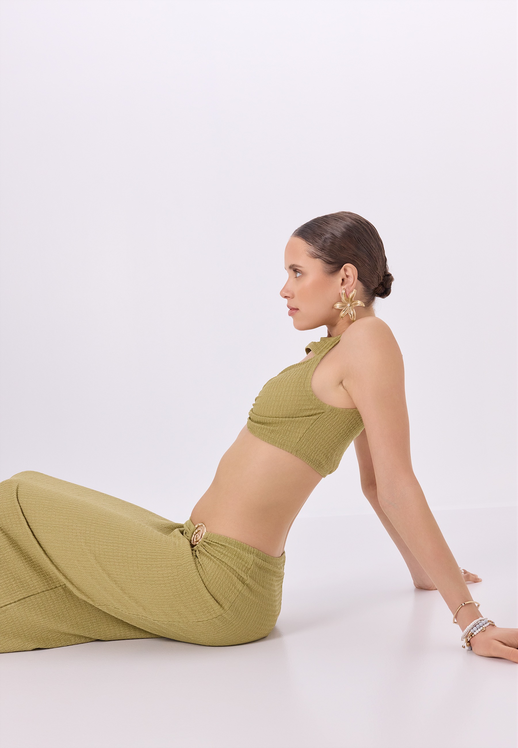 LSCN by LASCANA Maxirock aus weicher Crinkleware mit Zieraccessoire