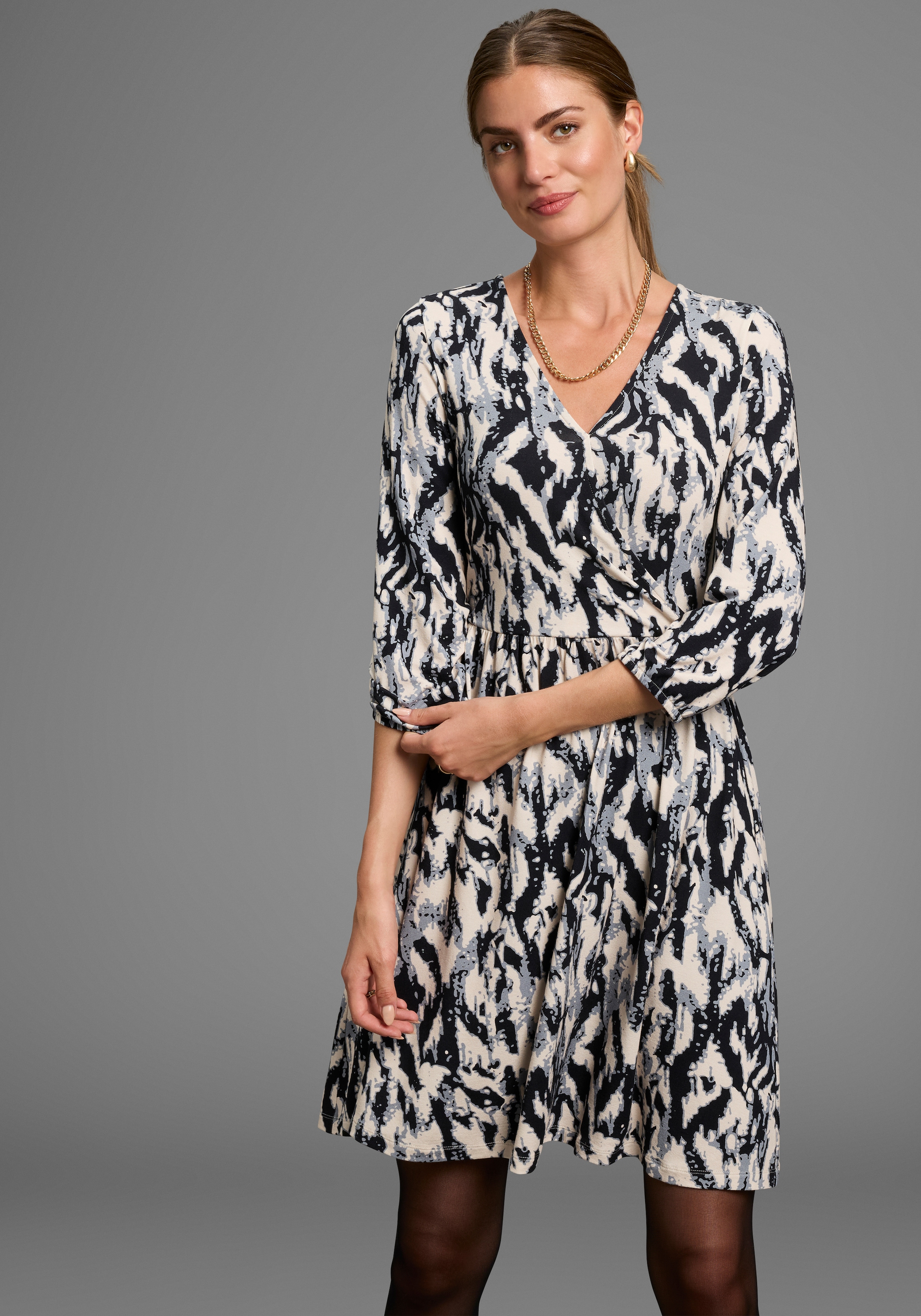 Laura Scott Jerseykleid Ohne Taschen mit modischem Muster günstig online kaufen