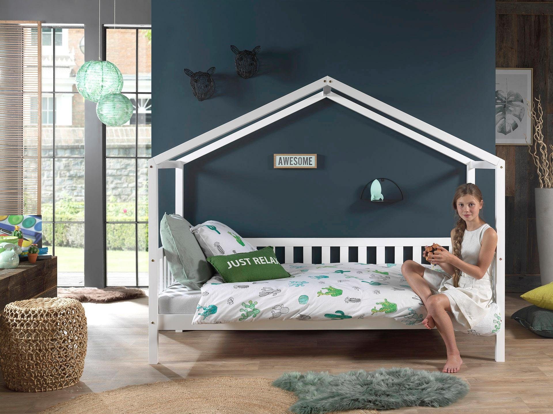 Thumbnail - Vipack Hausbett "Dallas, mit Dachaufbau, Kiefer massiv, stabil gebaut", (B/H/T ca. 210x170x97cm, mit Sprossenumrandung),...