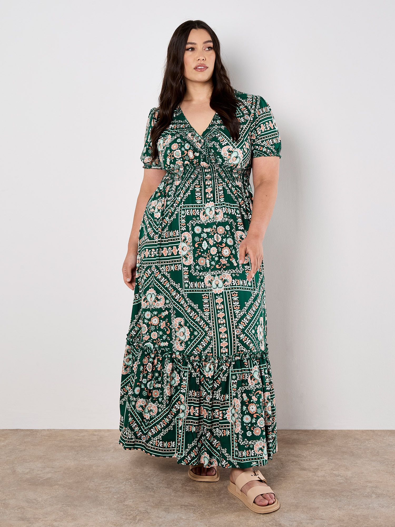 Apricot Maxikleid »Maxikleid« mit Smokband und Volant