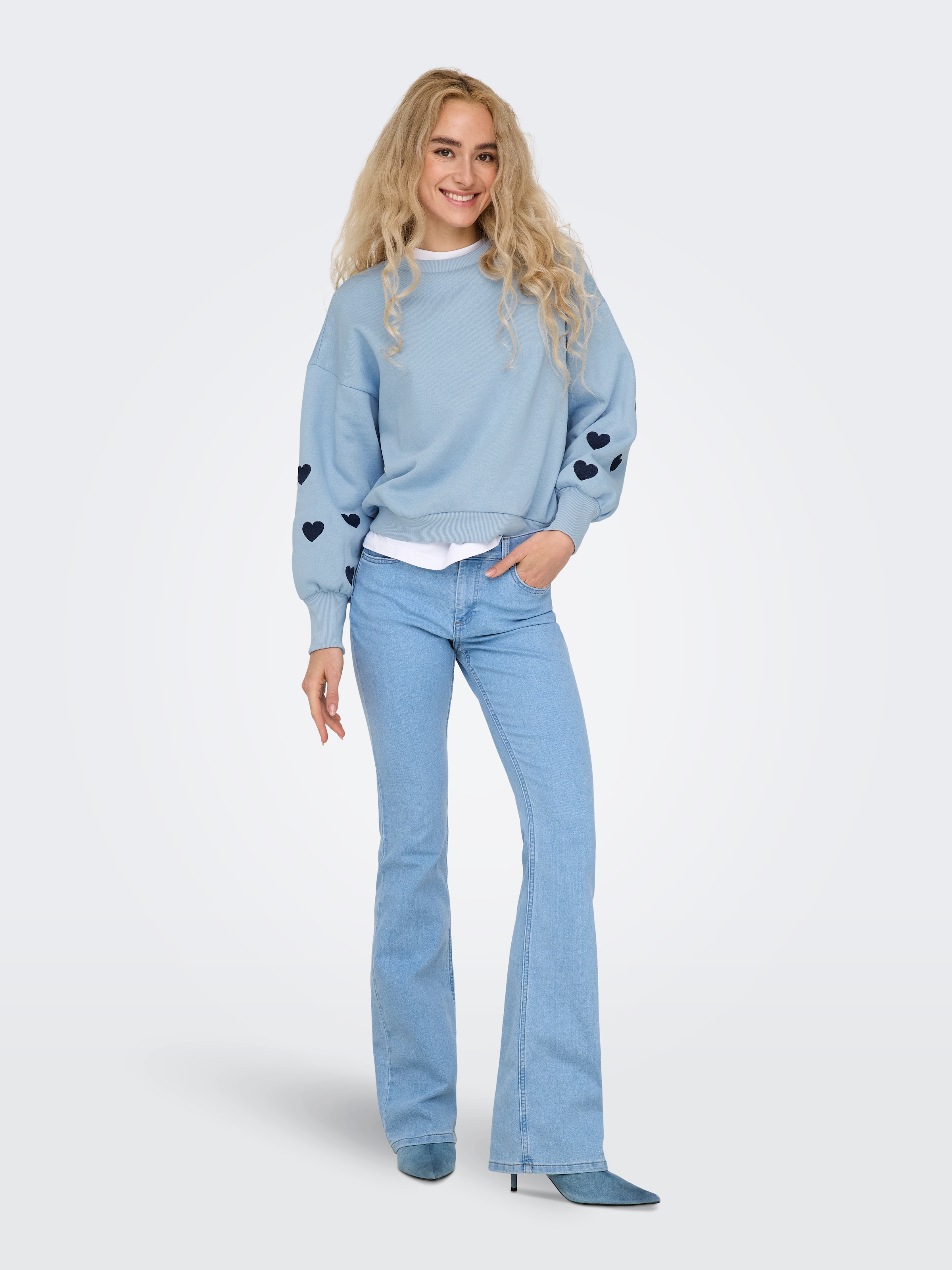 ONLY Sweatshirt »ONLBECCA L/S O-NECK SWT«, mit Stickerei