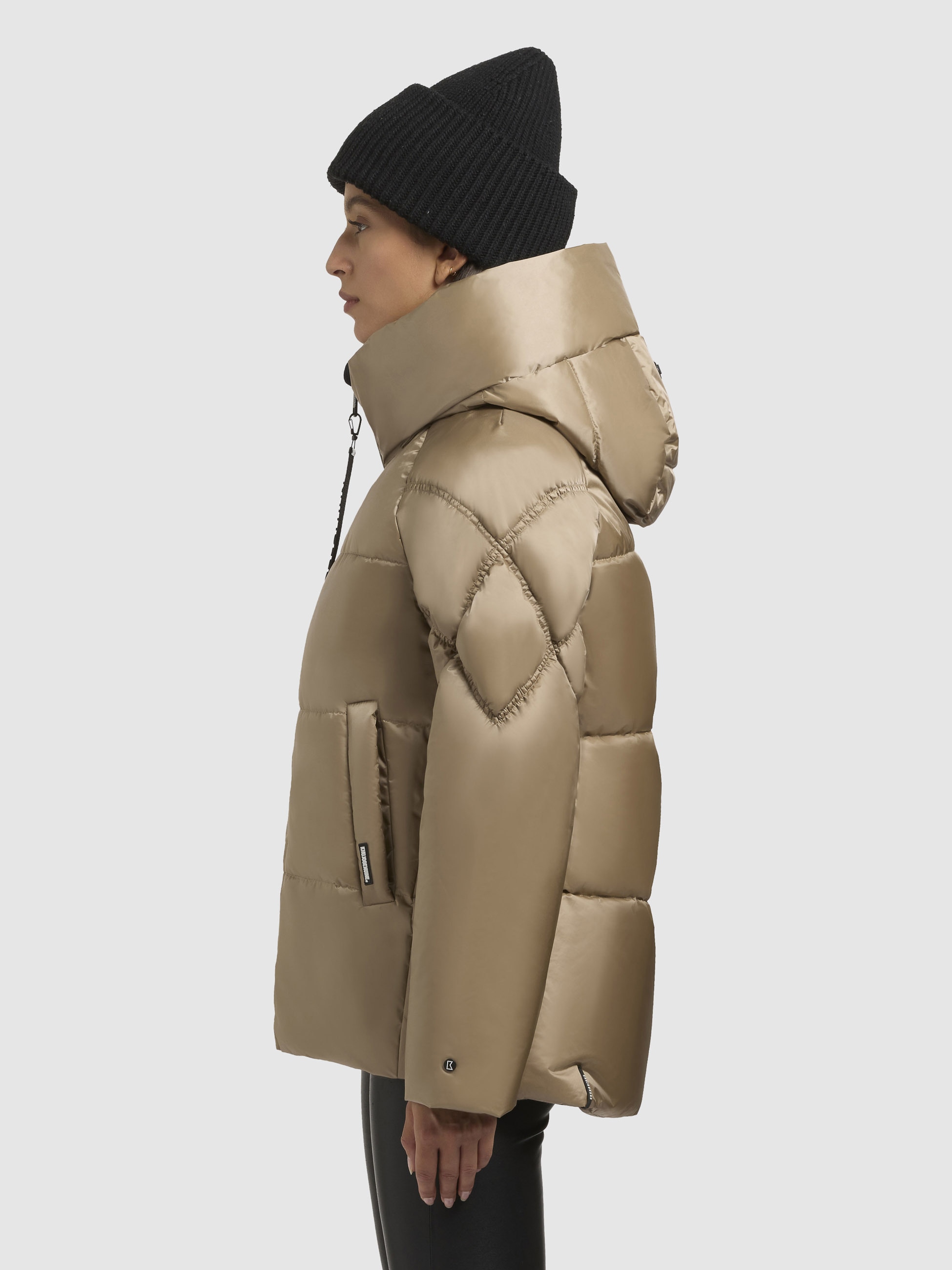 khujo Steppjacke »ISETT«, mit Kapuze