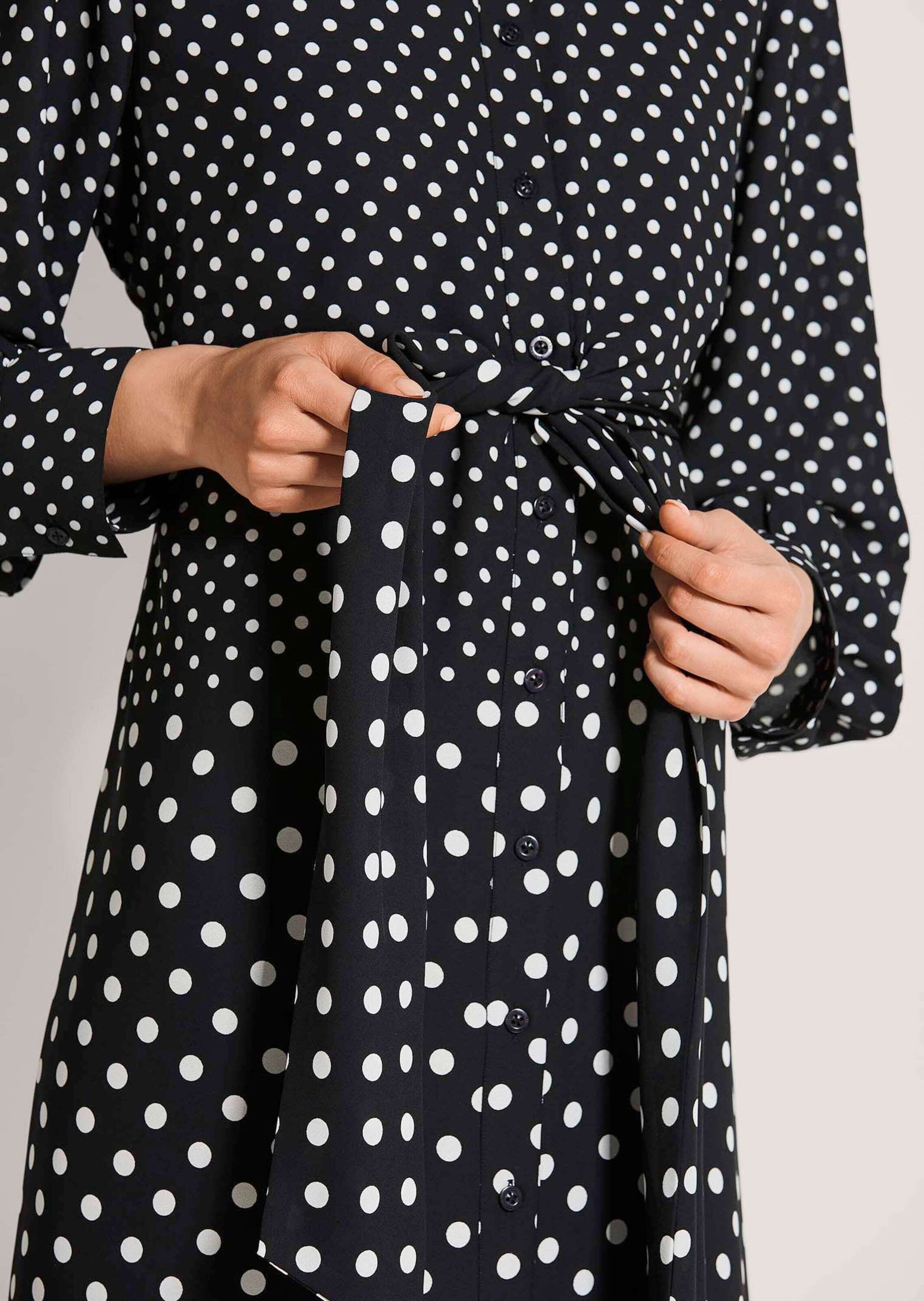 MADELEINE Sommerkleid »Wickelkleid Tupfenkleid mit Wickeloptik« Nahttasche Wickeloptik