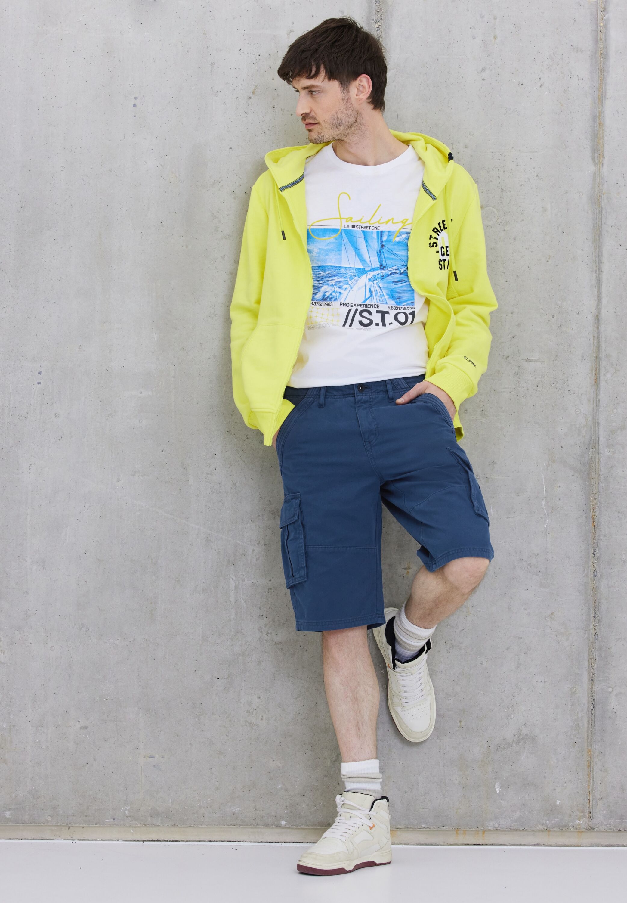 STREET ONE MEN Cargobermudas, mit Cargo Taschen
