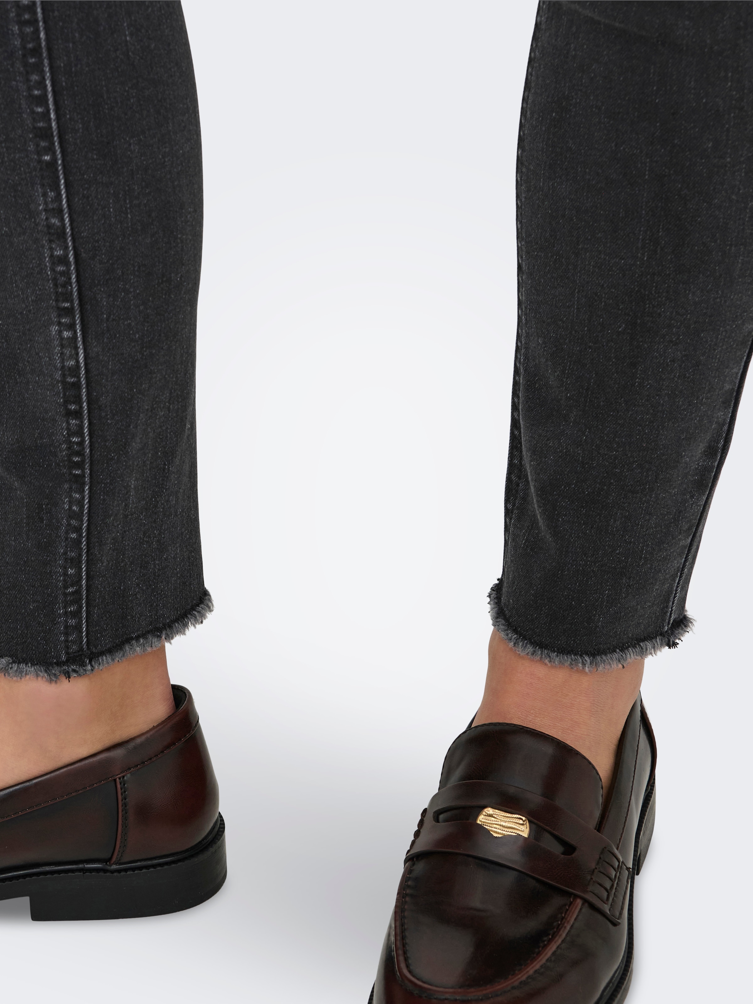 ONLY Skinny-fit-Jeans »ONLMIA MID WAIST BUTTON SK RW ANK BOX«