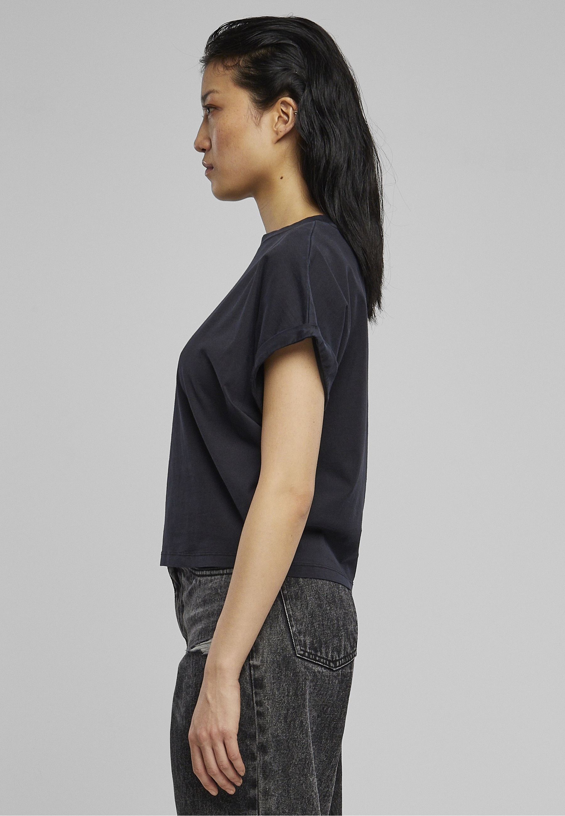 URBAN CLASSICS T-Shirt »Urban Classics Damen Ladies Short Pigment Dye Cut On Sleeve Tee« 1 Stk.