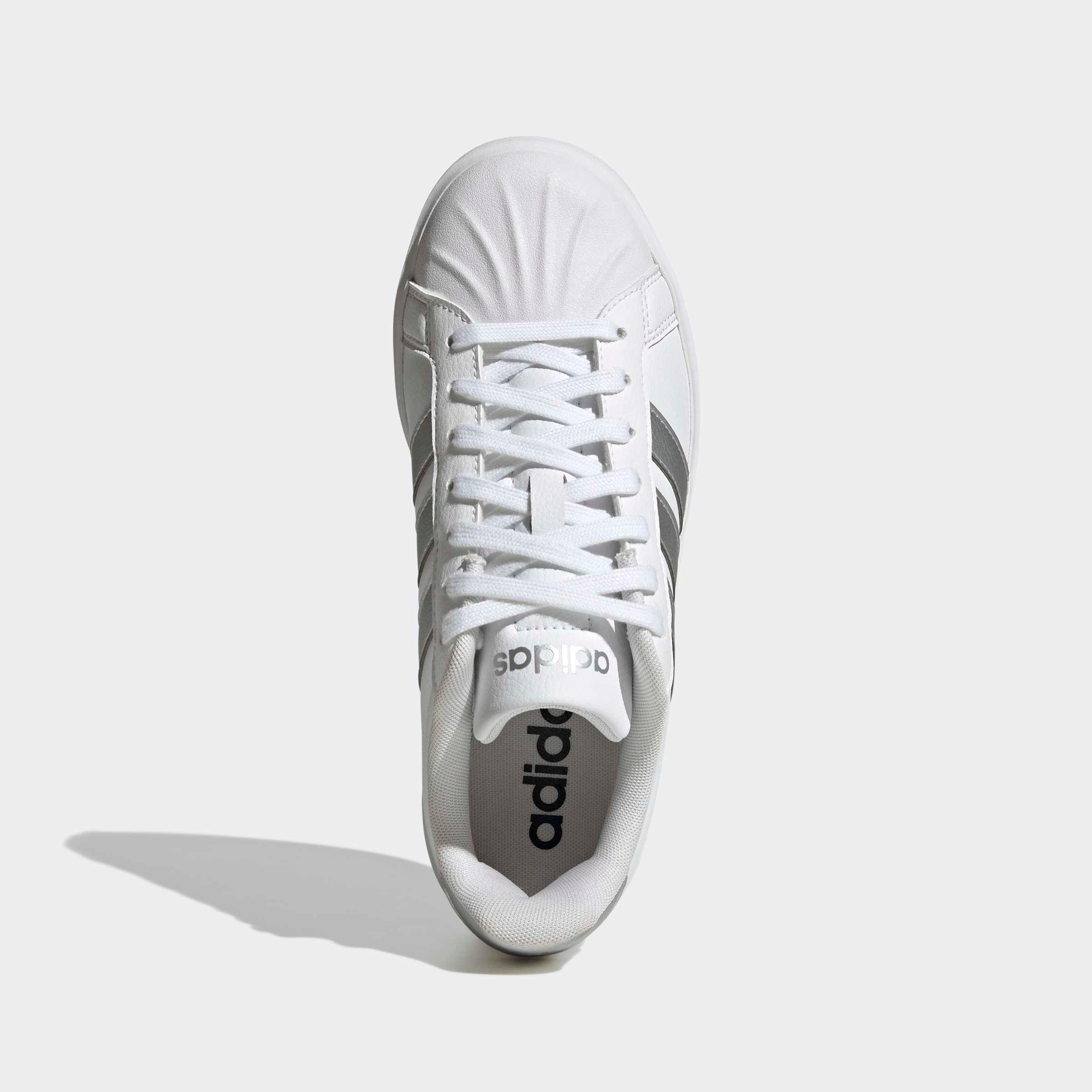 Plateausneaker ADIDAS SPORTSWEAR "STREETTALK BOLD", Damen, Gr. 38, cloud weiß, silber metallic, core schwarz, Synthetik, Schuhe Plateausneaker, inspiriert vom Design des adidas Superstar 3