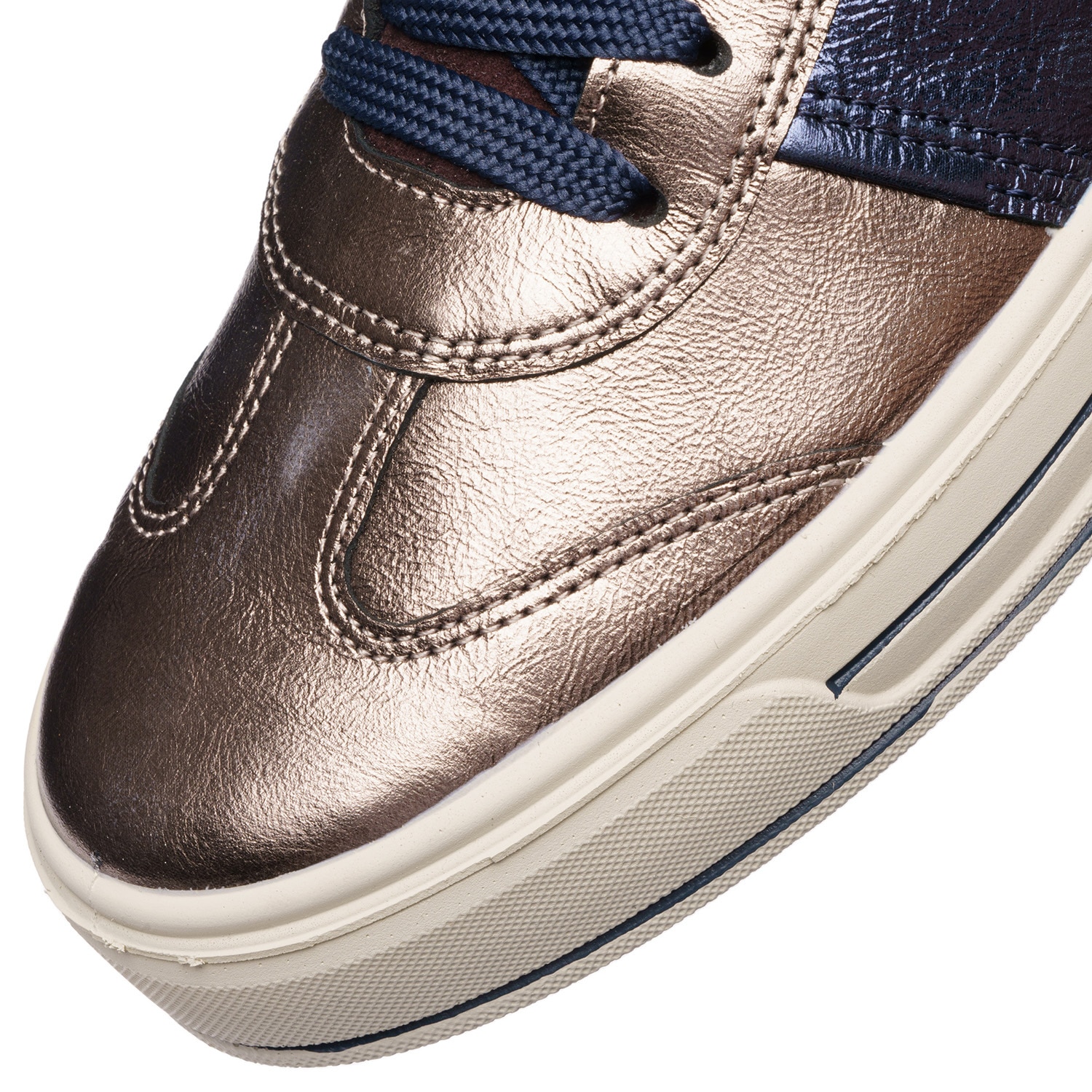 Ara Plateausneaker »CANBERRA«, Plateausneaker, Schnürschuh im Metallic Look, H-Weite