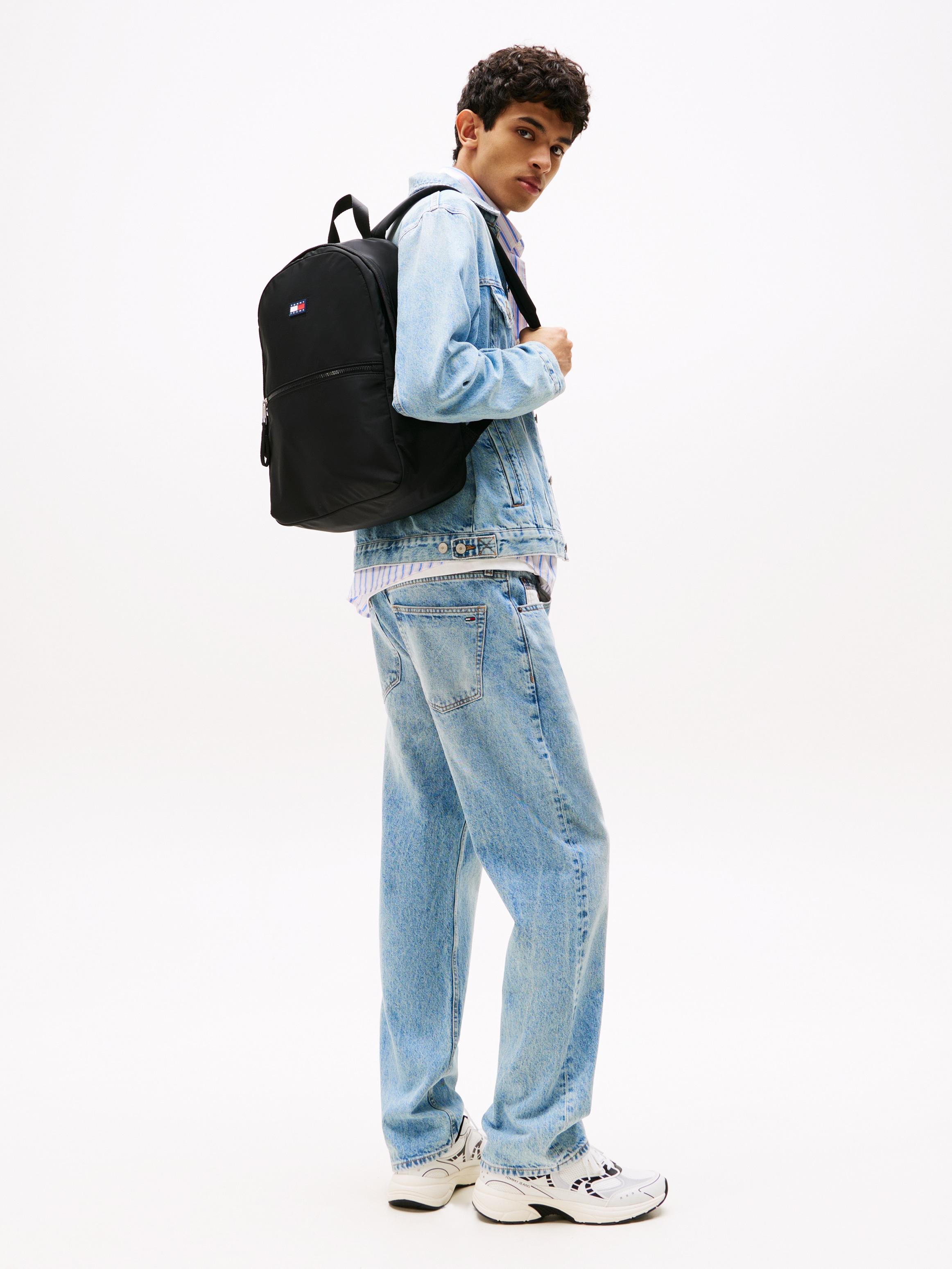 Tommy Jeans Freizeitrucksack »TJM URBAN BACKPACK«, Herren Busninessrucksack, Tragetasche mit Logo-Schriftzug