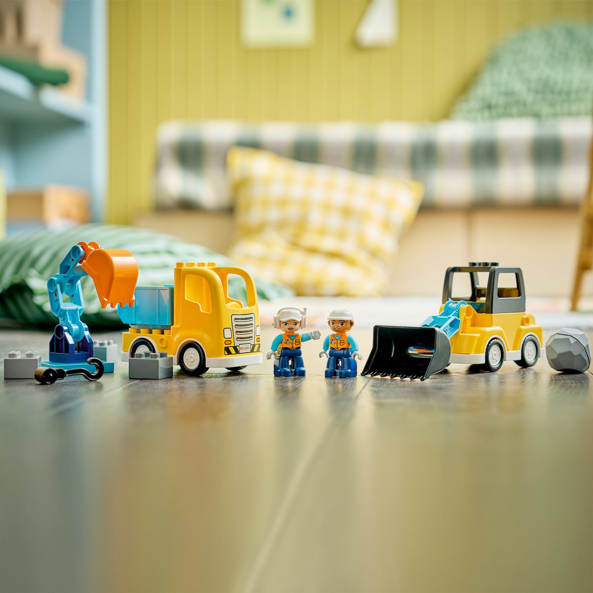 LEGO® Konstruktionsspielsteine »Baufahrzeuge – 3-in-1-Set (10475), LEGO DUPLO Town« Made in Europe