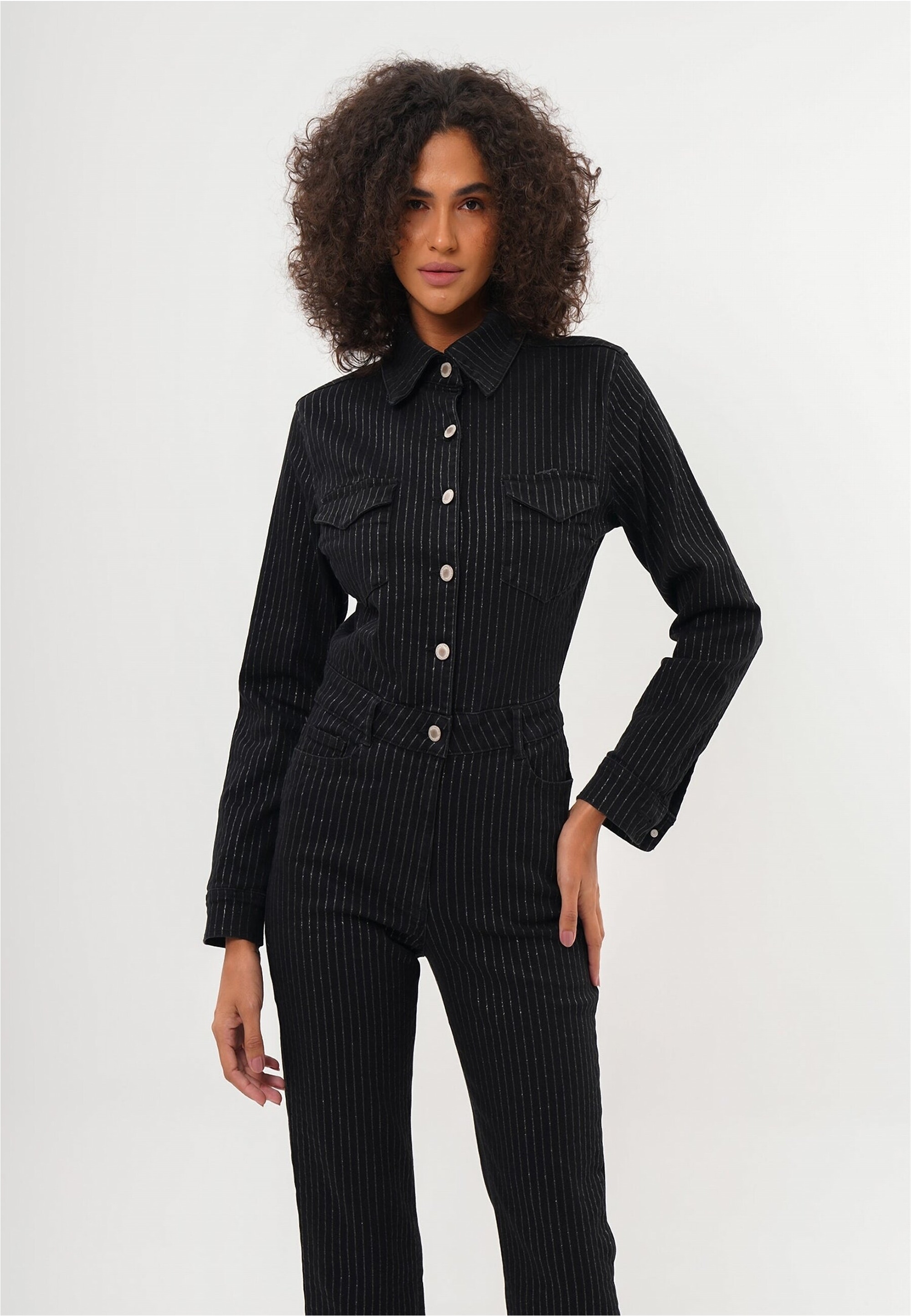 freshlions Jumpsuit »Danika«, im angesagten Jeans-Stil
