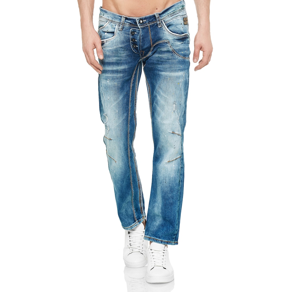 Rusty Neal Bequeme Jeans