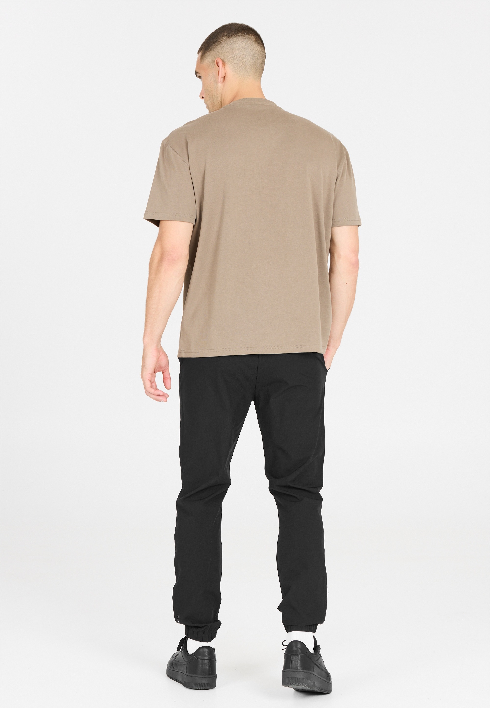 Virtus Sweathose »Jaysoni«, Aus atmungsaktivem Material